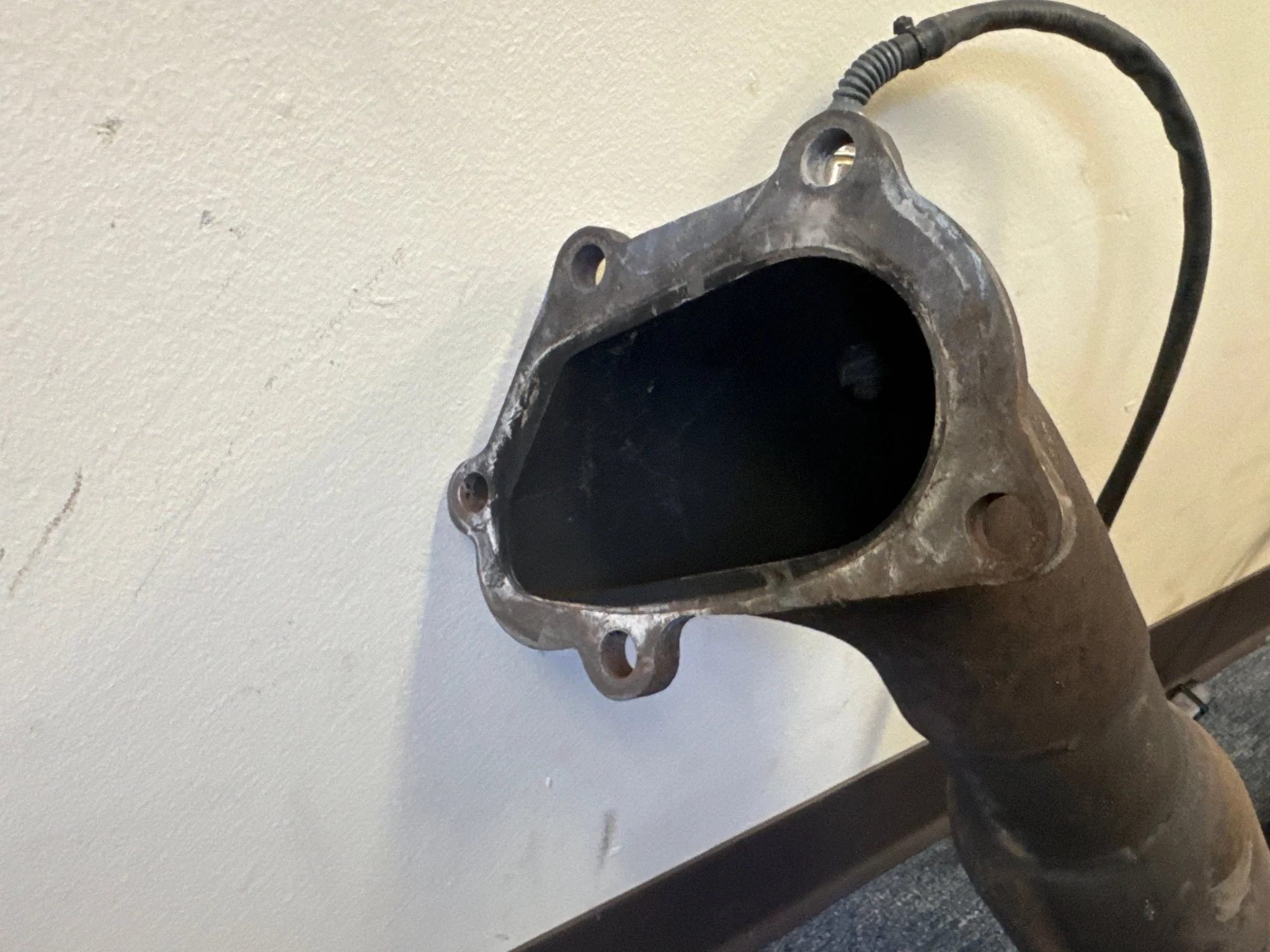2008-2017 Subaru WRX STi HKS Downpipe Cast Bellmouth / Twin-catted / Dual O2 Bungs - Image 2