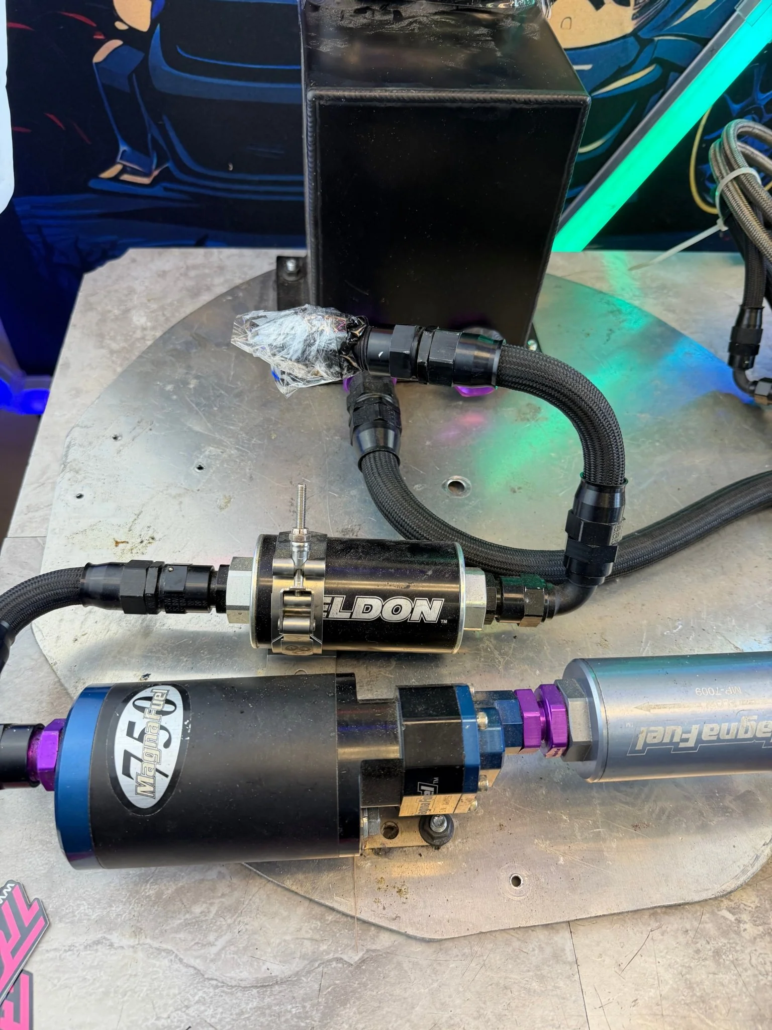 HUGE horsepower fuel kit front to back w/ electric inline 750 magnafuel pump , hellcat walbro 525 LPH feeder , surge tank , iag rails , lines , filters - Image 3