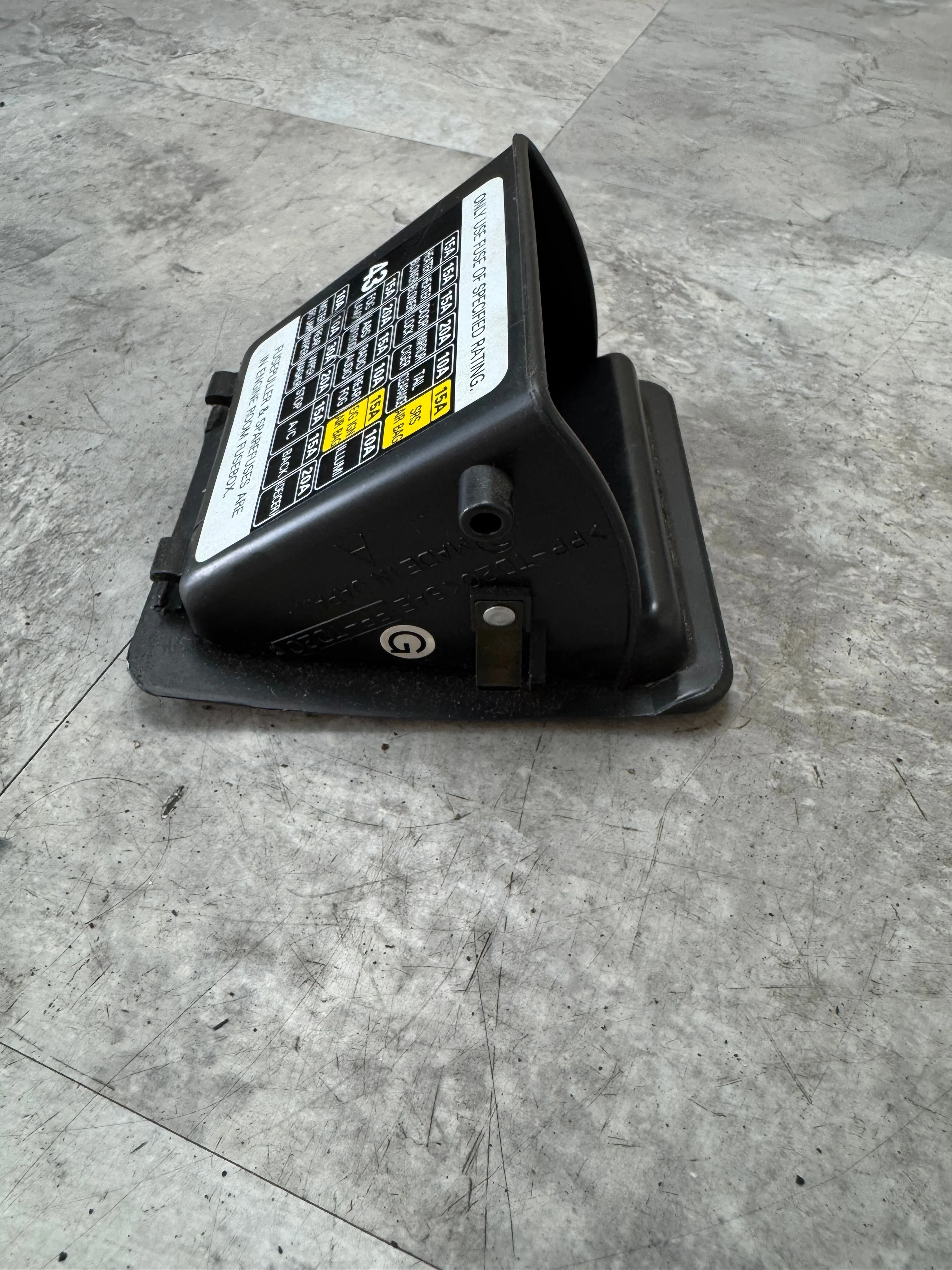 2002-2005 Subaru Impreza WRX Inside Fuse Box Cover Ash Tray Storage K3 - Image 5