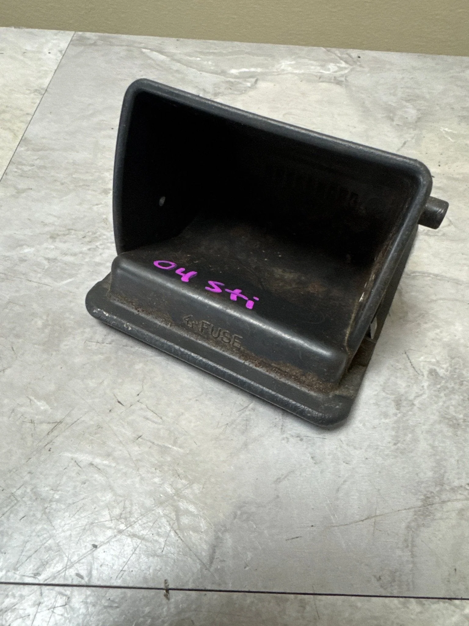 2002-2005 Subaru Impreza WRX Inside Fuse Box Cover Ash Tray Storage (04 STi K3 - Image 2