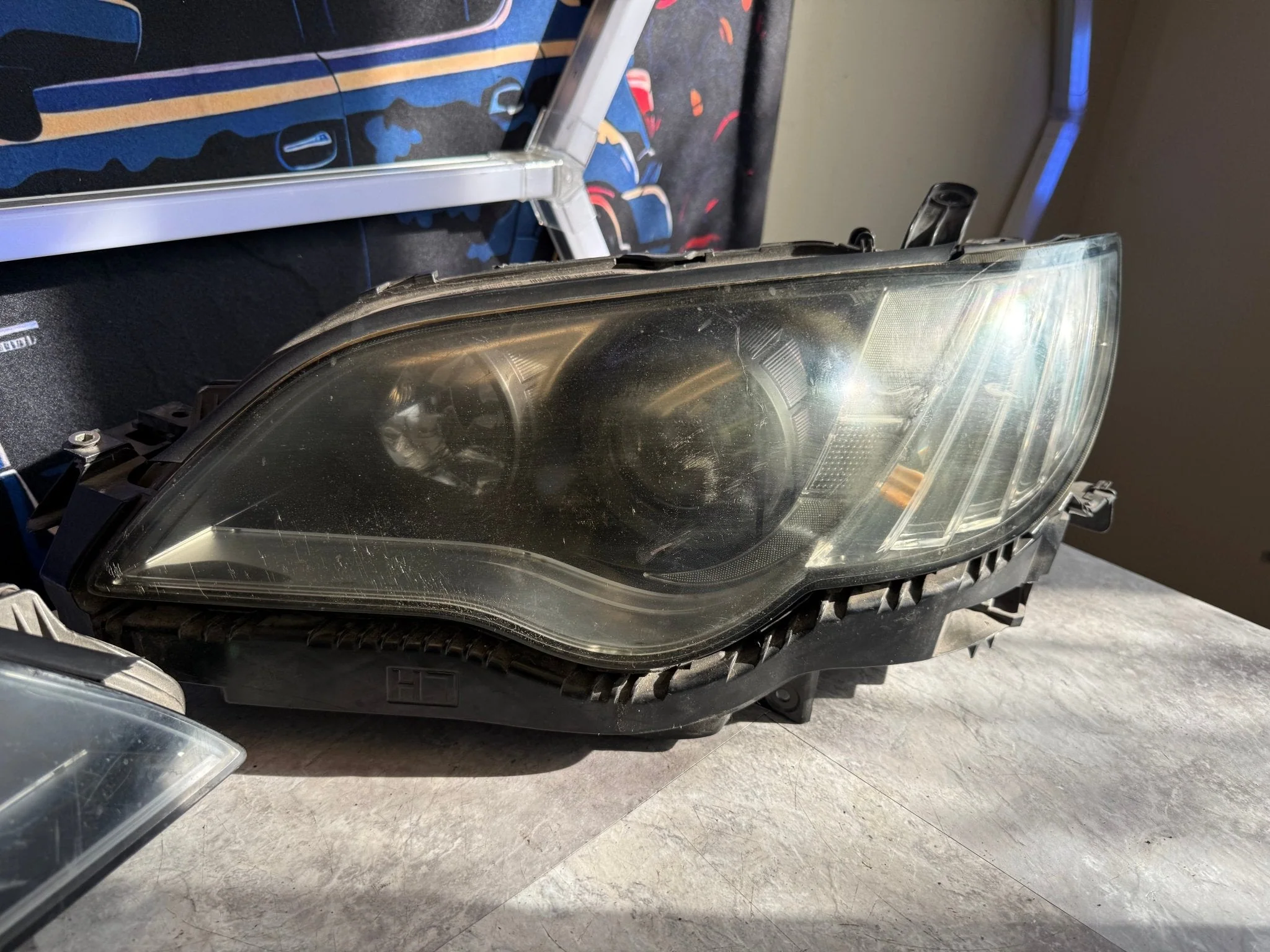 JDM OEM Subaru Legacy Headlights w/ HID Xenon Level Motors 2008 2009 Facelift - Image 9