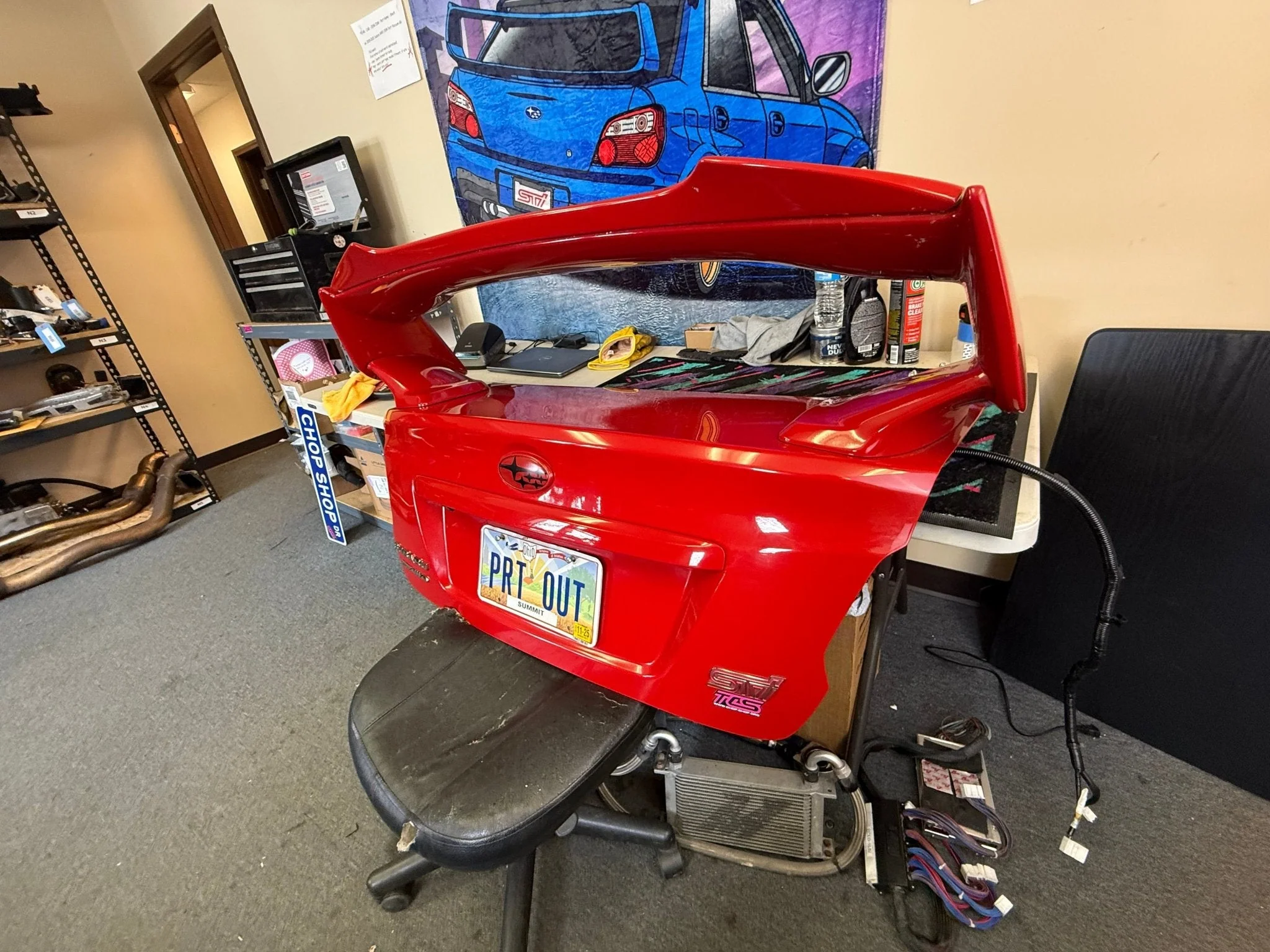 LIGHTNING RED 2015 Subaru STi oem trunk & wing w/ gurney flap c7p back up camera - Image 9