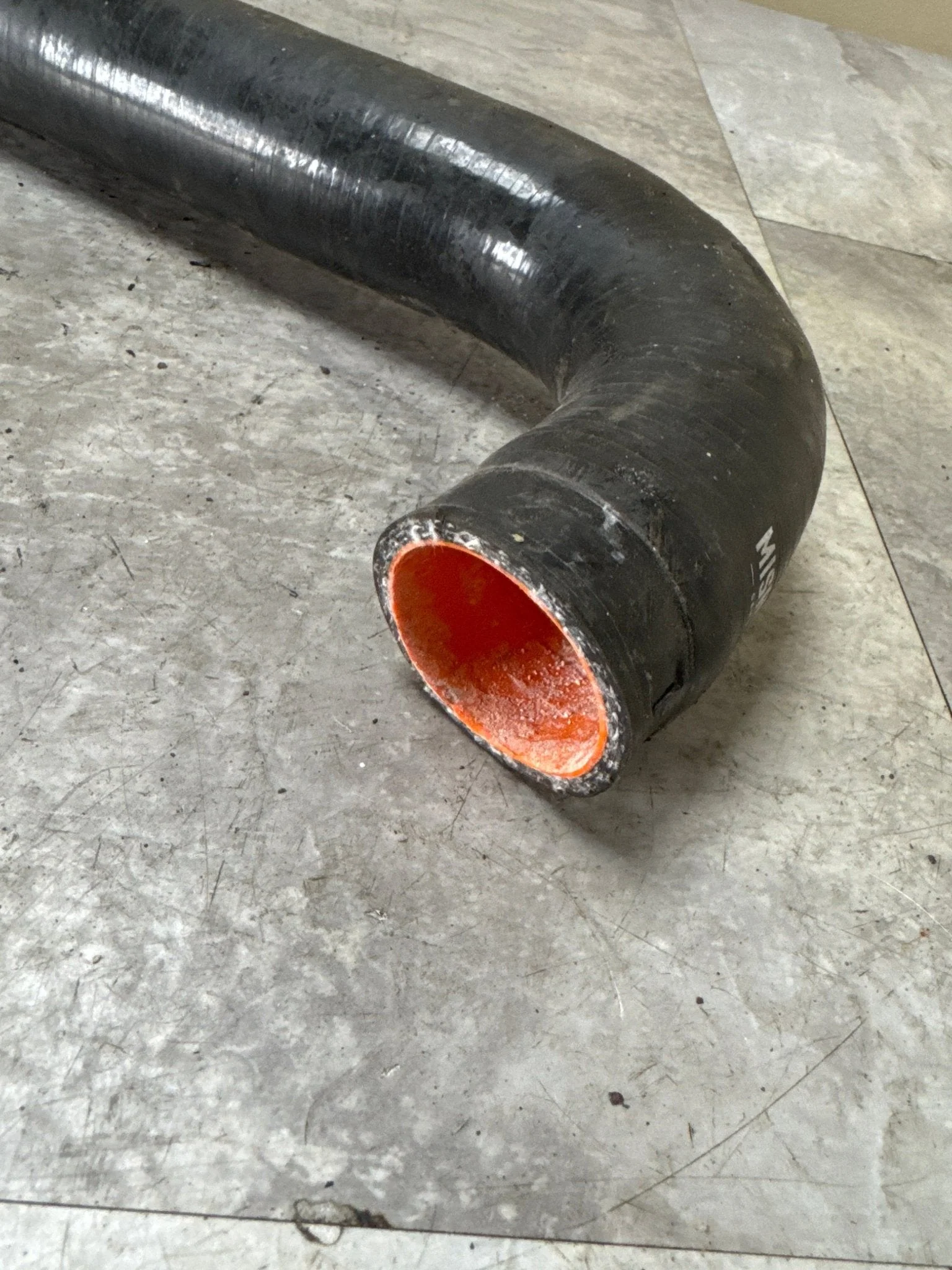 2002-2007 Subaru WRX STi Mishimoto Upper Radiator Hose Black G4 - Image 3