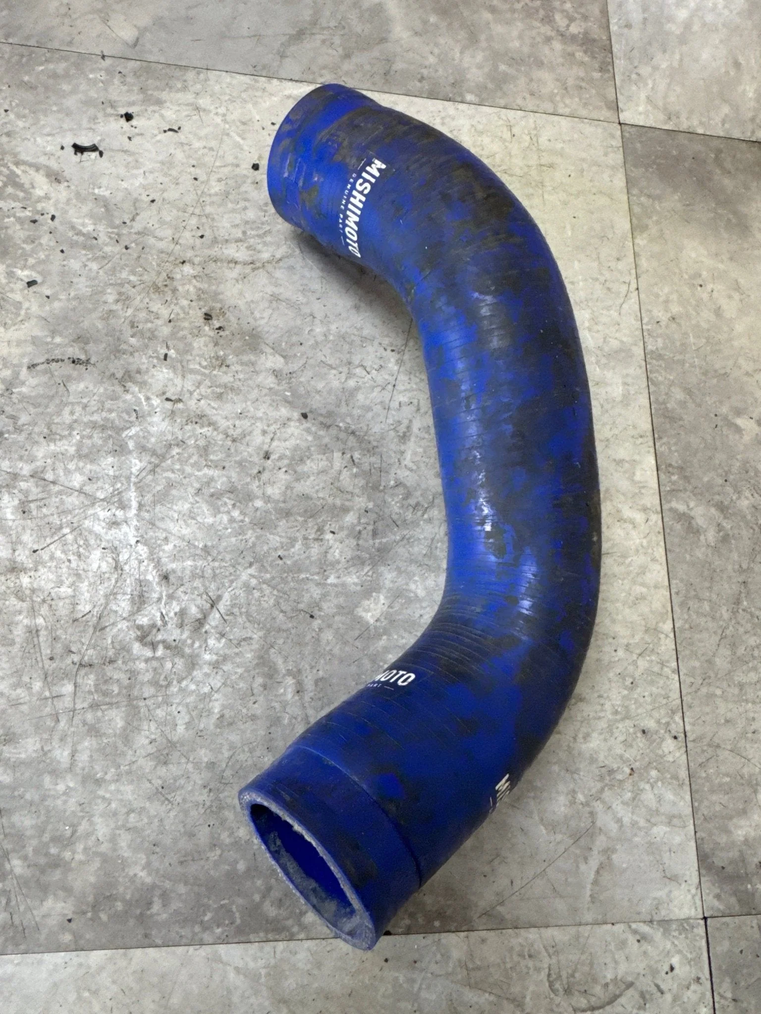2002-2007 Subaru WRX STi Mishimoto Lower Radiator Hose Blue - / G4 - Image 2