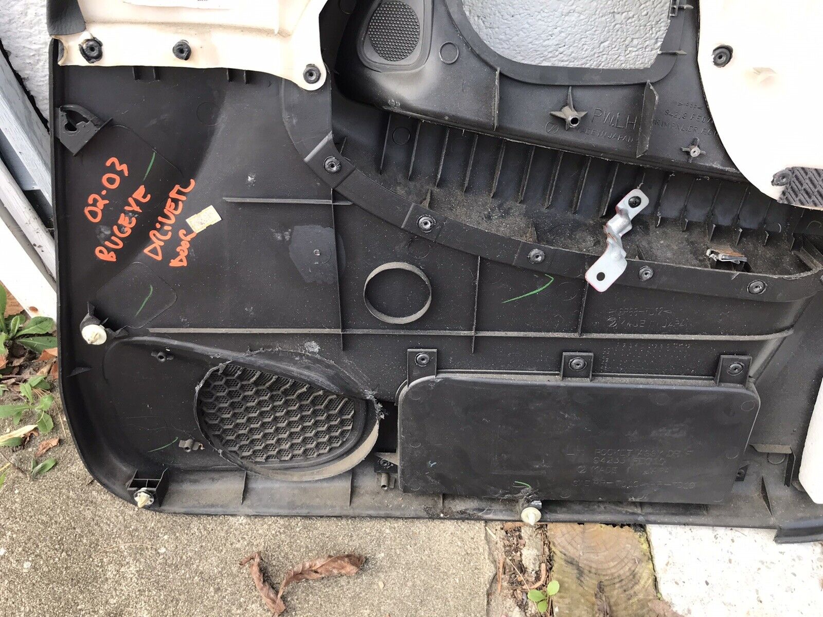 2002-2003 Subaru Impreza WRX Front OEM LH Driver Side Door Panel - Image 11