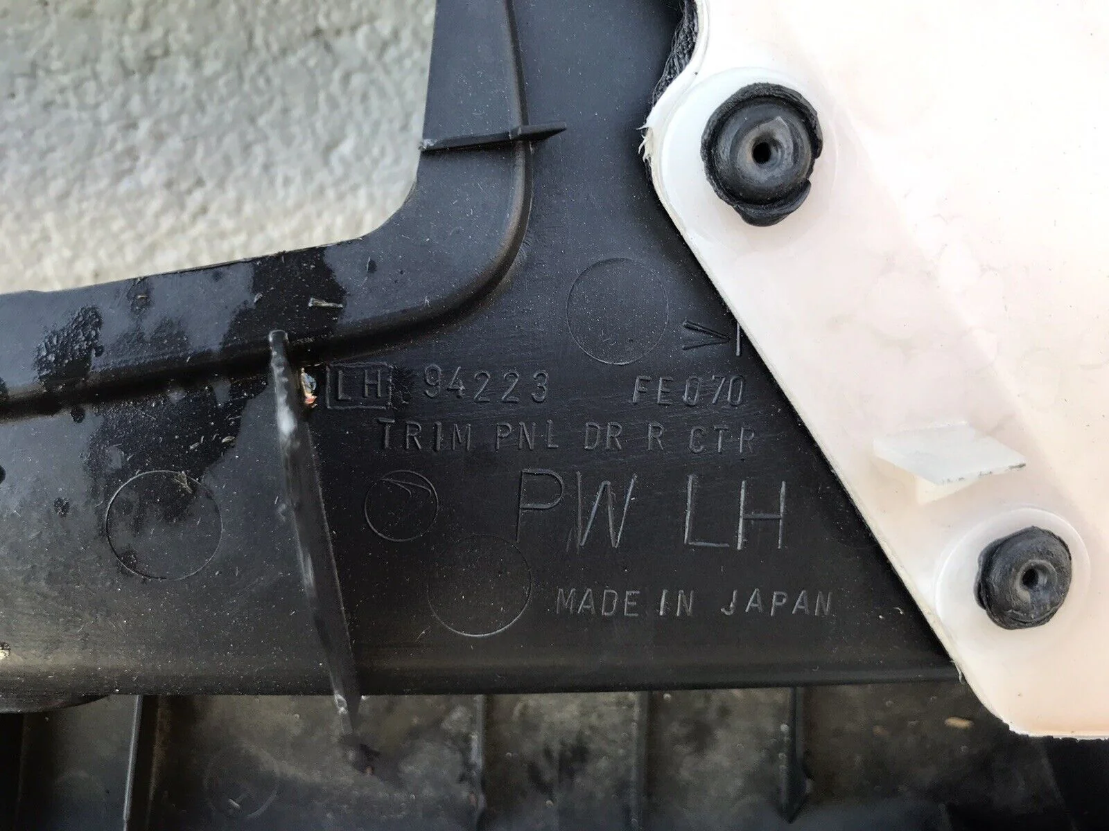 2002-2003 Subaru Impreza WRX Wagon OEM Rear LH Driver Side Door Panel - Image 8