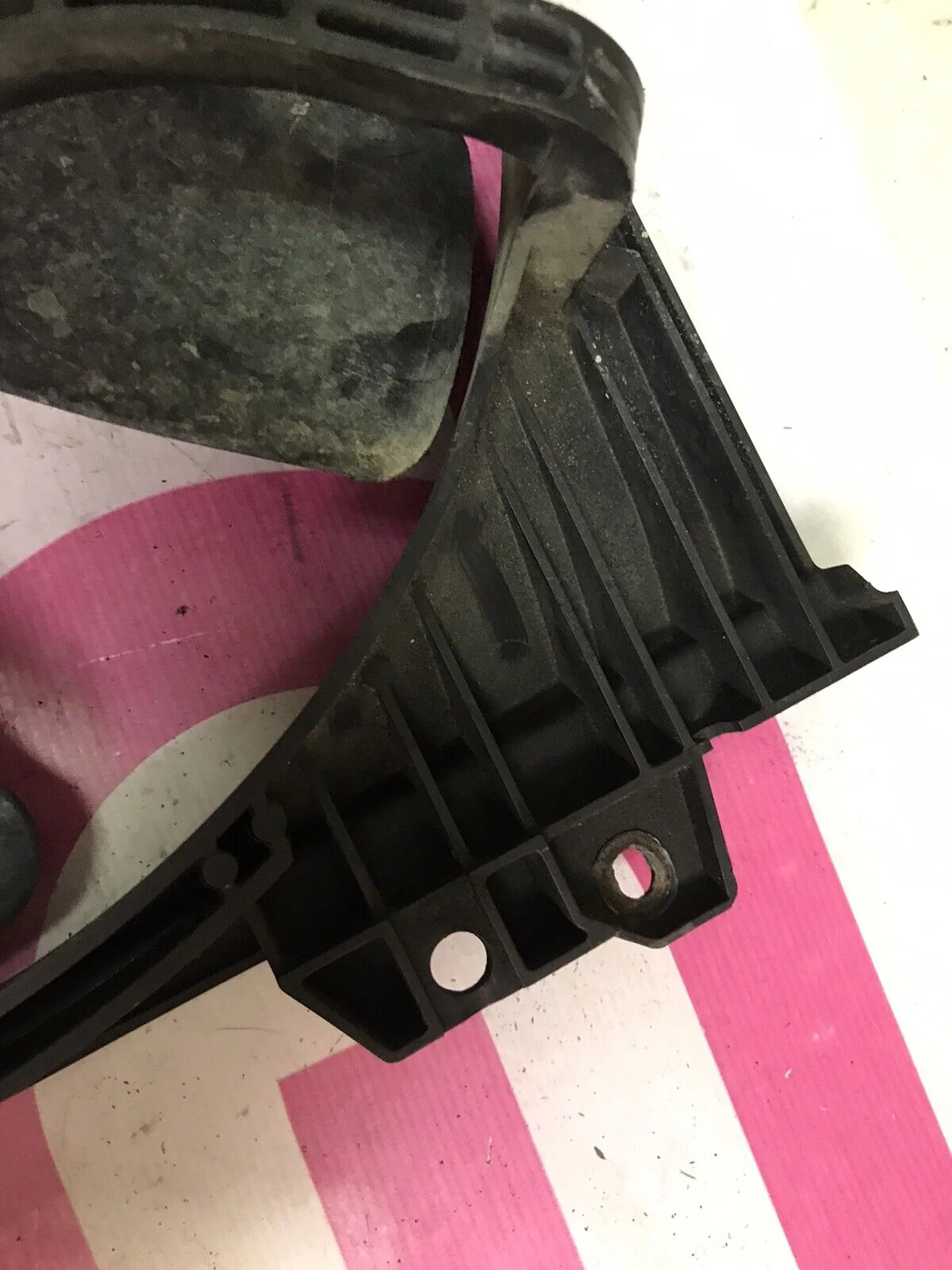 2002-2003 Subaru WRX RH Radiator OEM Cooling Fan Assembly L2 - Image 4