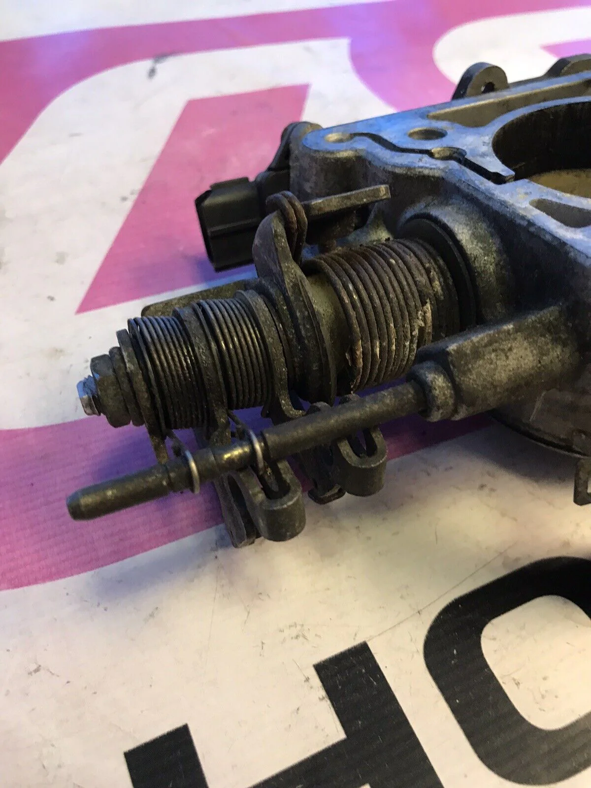 2002-2004 Subaru WRX Throttle Body OEM Assembly - Image 6