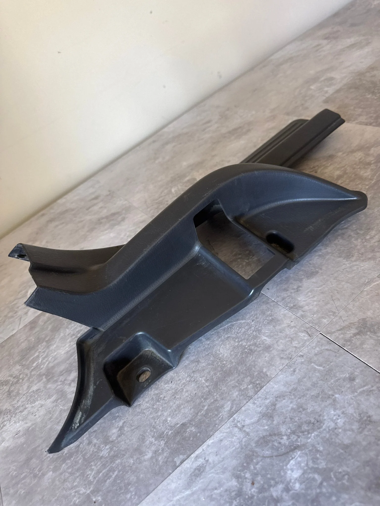 2002-2007 Subaru OEM Impreza/wrx/sti LH Side Rear Door Sill Step Trim (2) M1 - Image 3