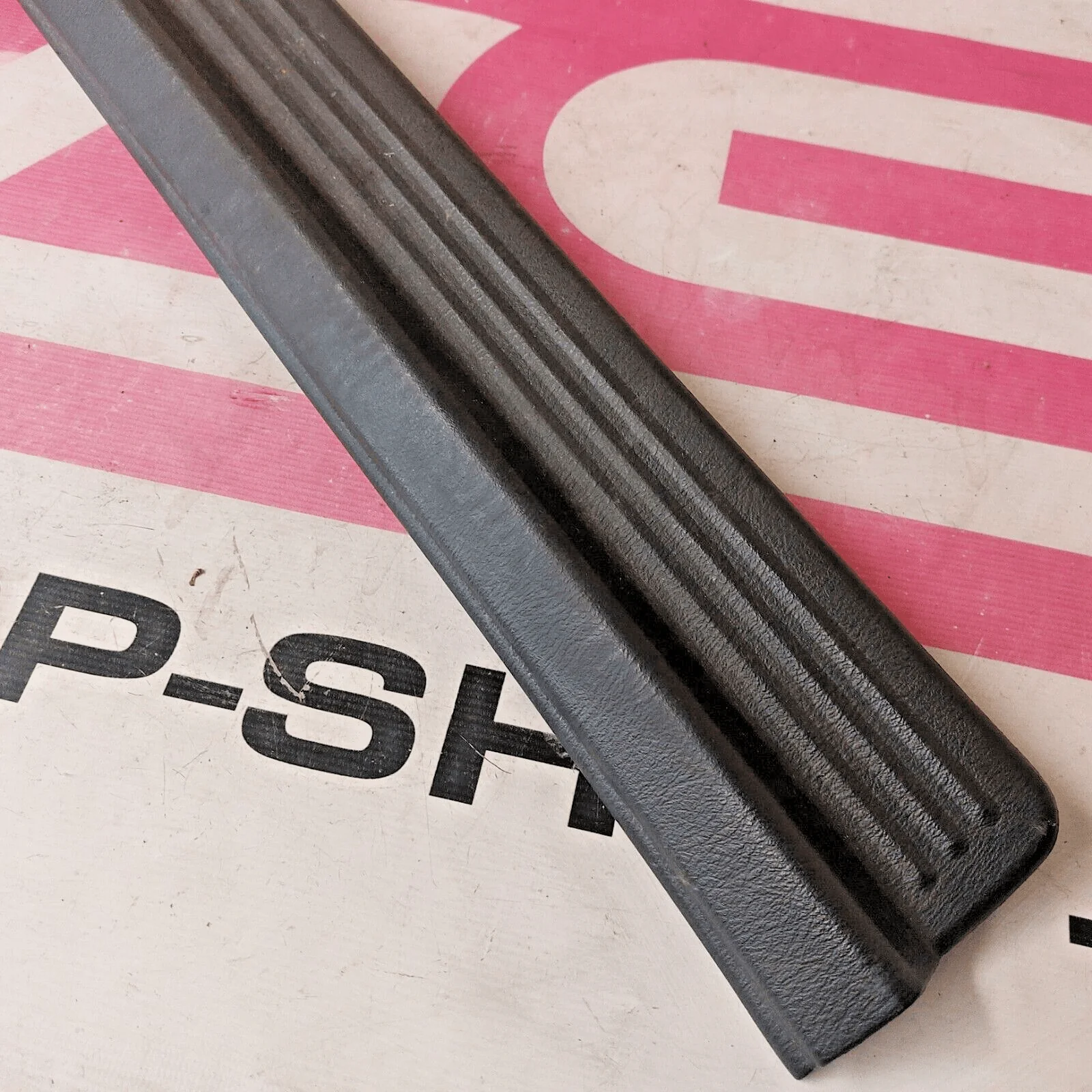 2002-2007 Subaru Impreza WRX STi OEM RH Door Sill Trim Panel Scuff - Image 2