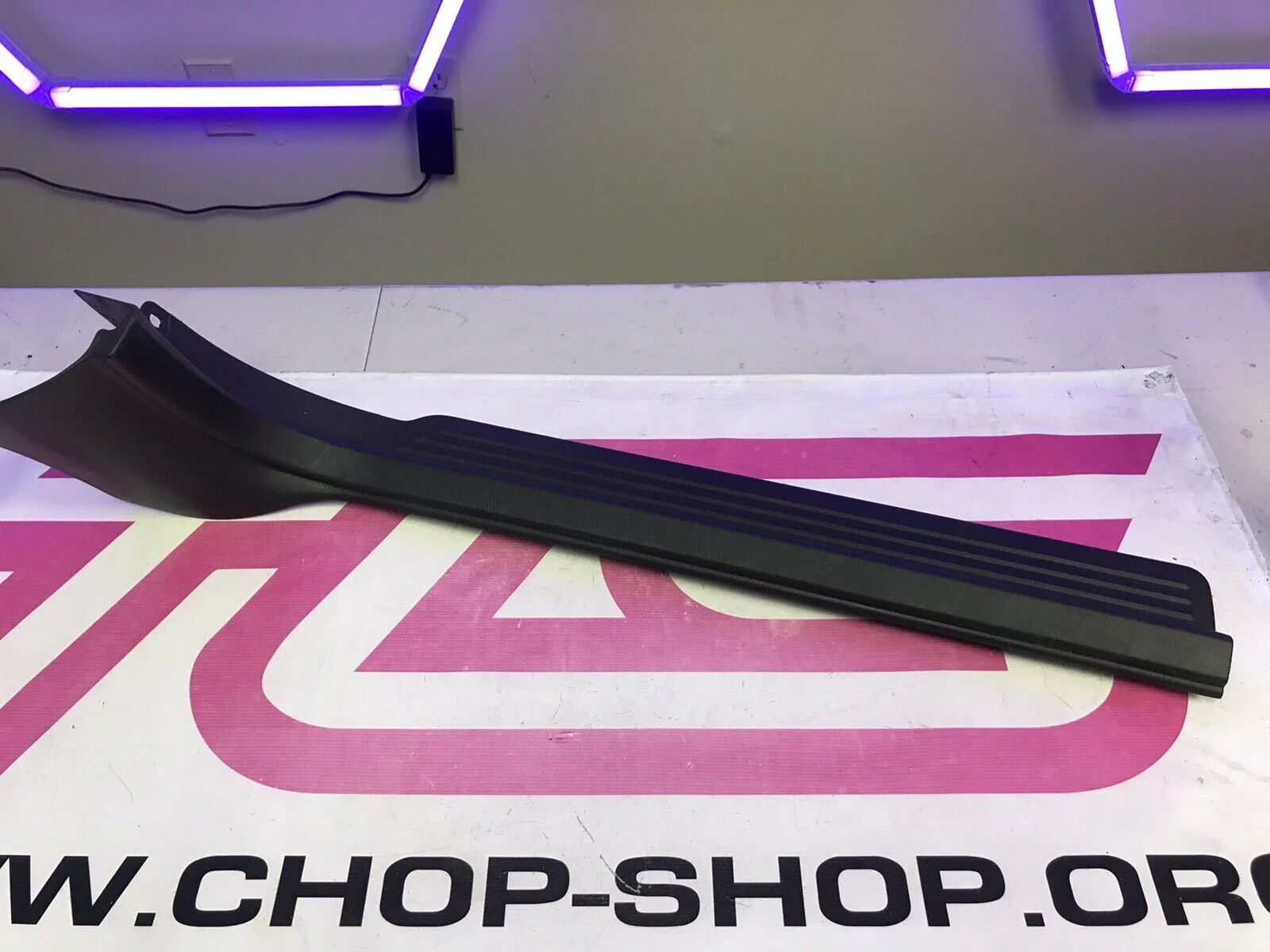 2002-2007 Subaru Impreza WRX STi OEM RH Door Sill Trim Panel Scuff M1