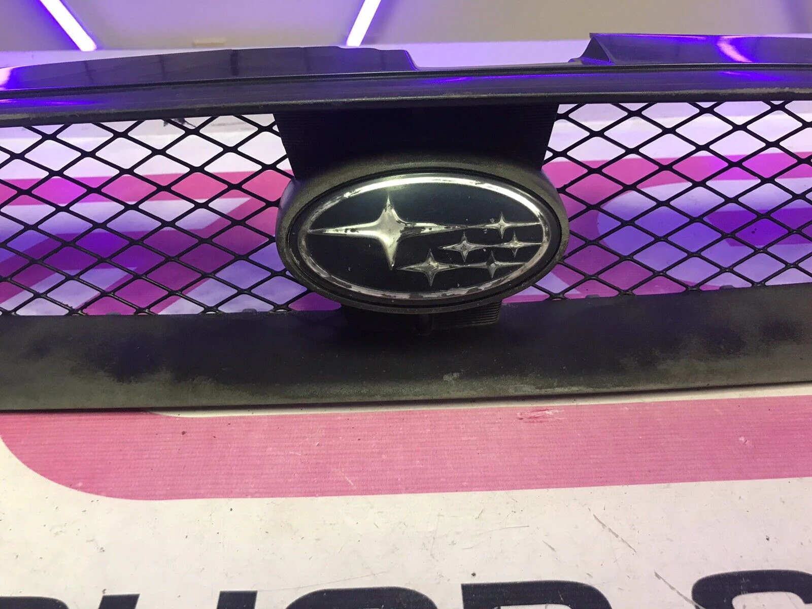 2004-2005 Subaru WRX STi Blobeye OEM Front Grille Assembly - Image 3