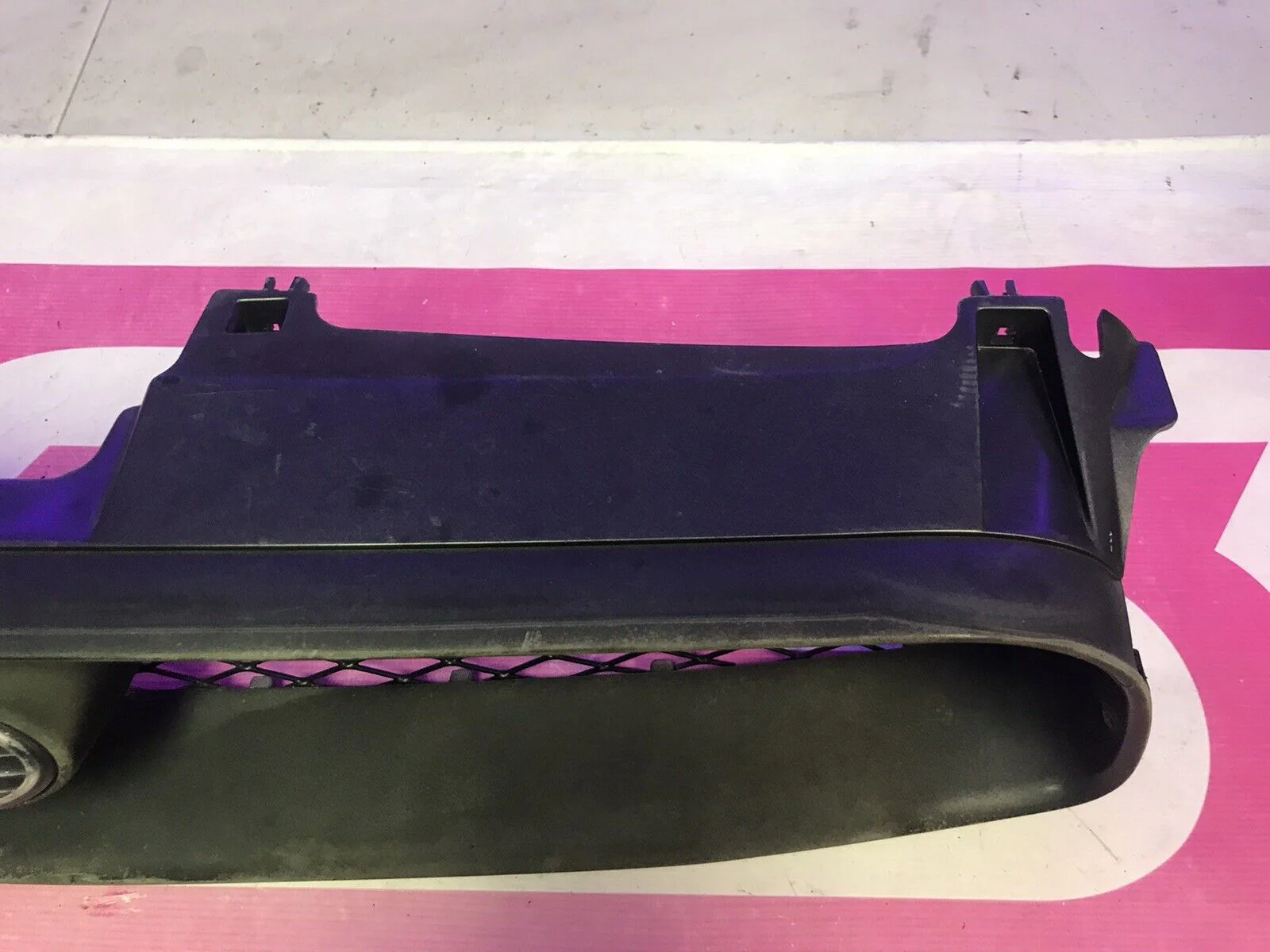 2004-2005 Subaru WRX STi Blobeye OEM Front Grille Assembly - Image 5