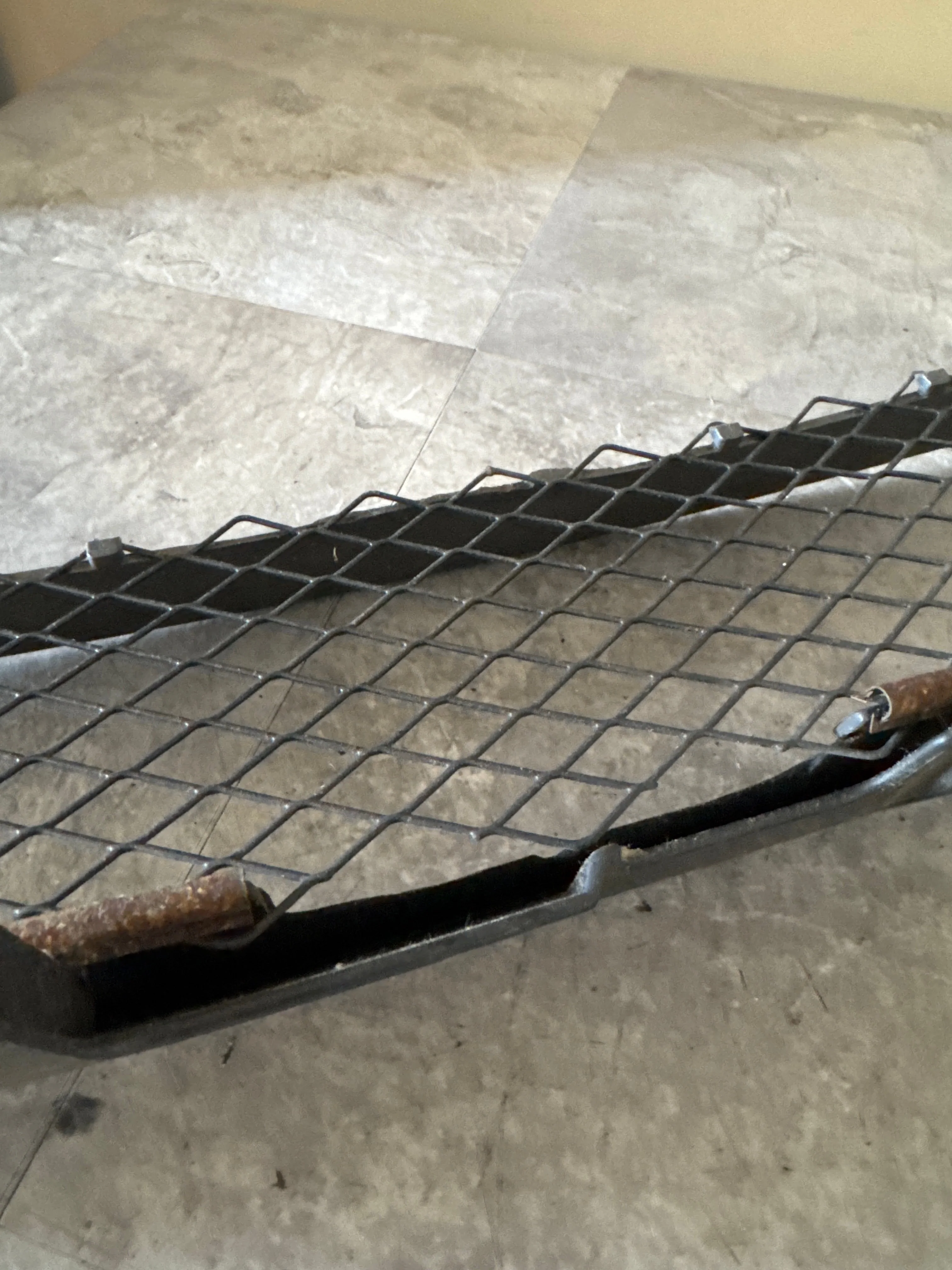 2004-2005 Subaru WRX STi Blobeye OEM Front Grille Assembly Modified - Image 5