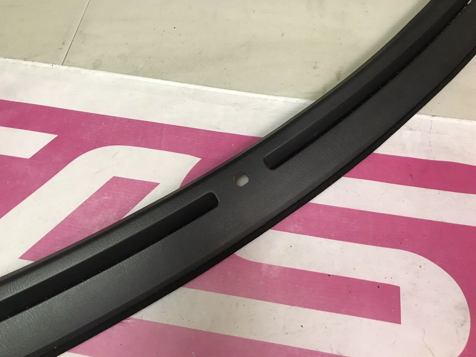 2004-2007 Subaru Impreza WRX STi OEM Interior Front Dash Defrost Vents Trim - Image 3