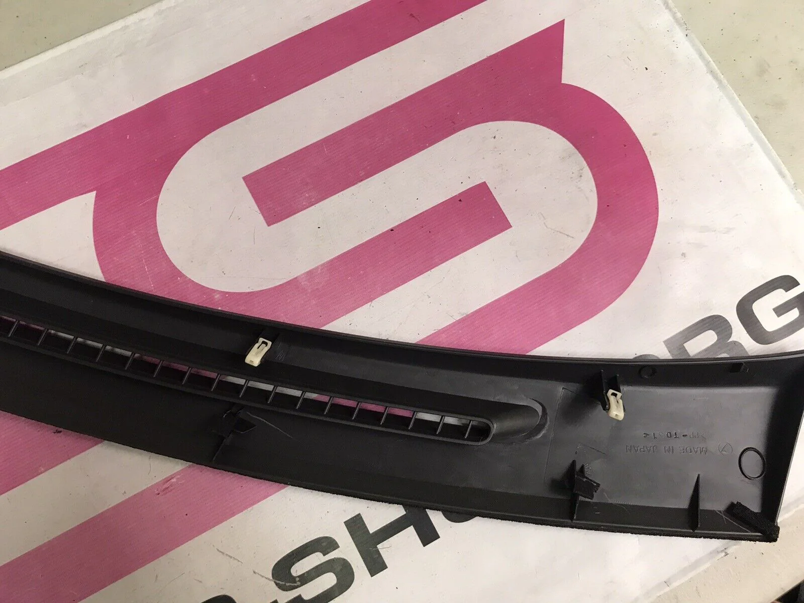 2004-2007 Subaru Impreza WRX STi OEM Interior Front Dash Defrost Vents Trim - Image 6
