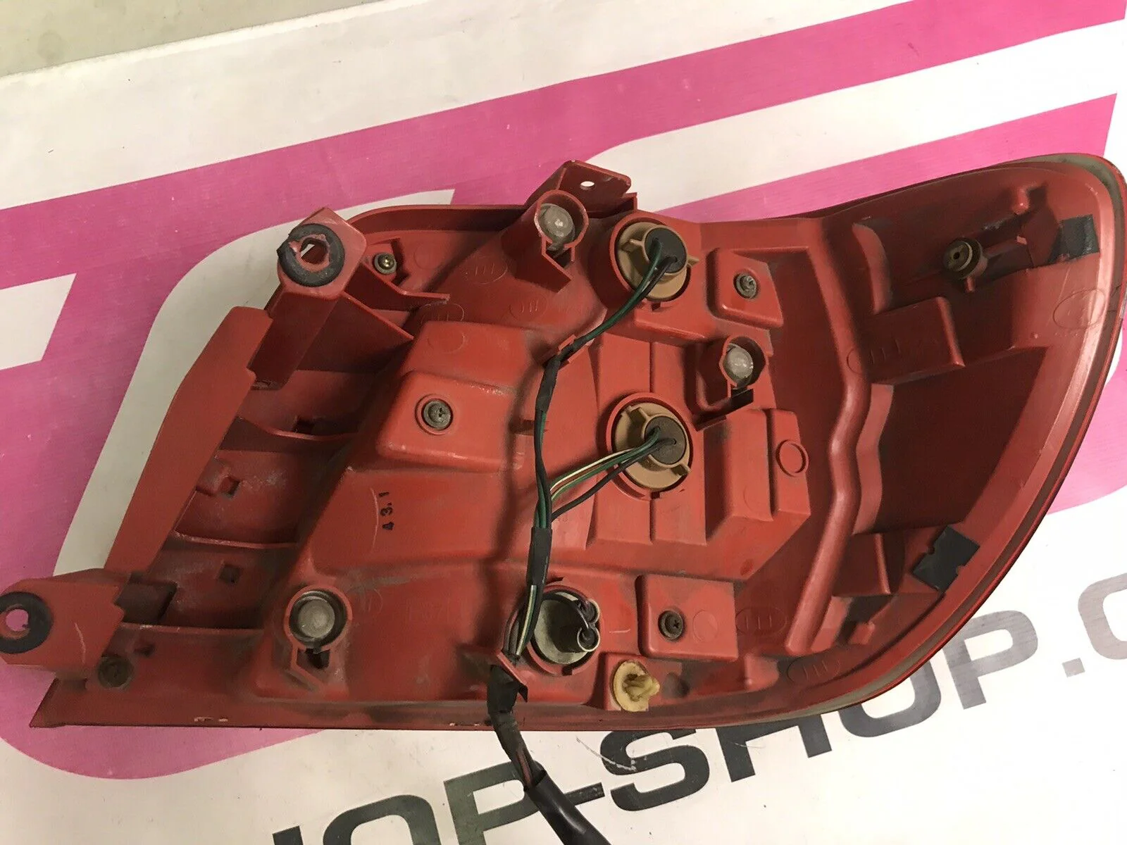 2005-2006 OEM Saab Saabaru 9-2x Driver Side LH Tail Light Assembly - Image 3