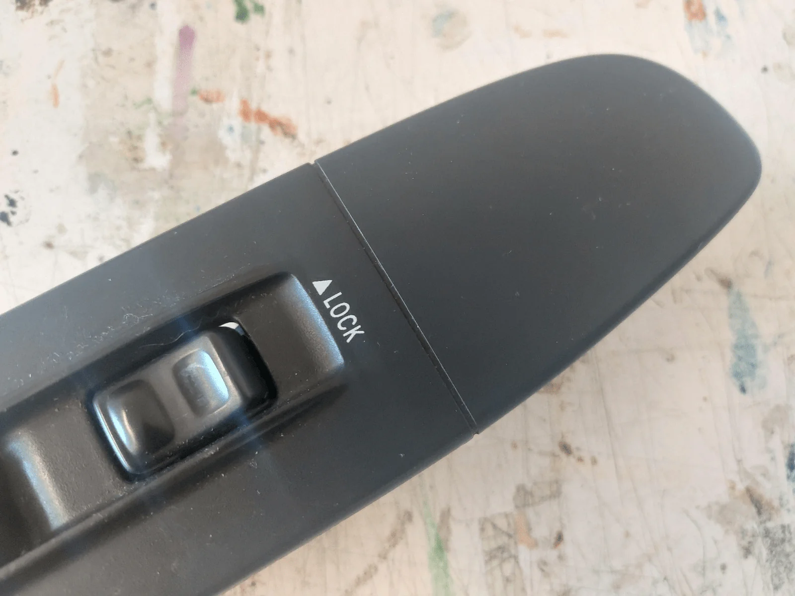 2005-2007 Subaru Impreza WRX STi OEM Fr RH Window Switch Trim E2 - Image 2