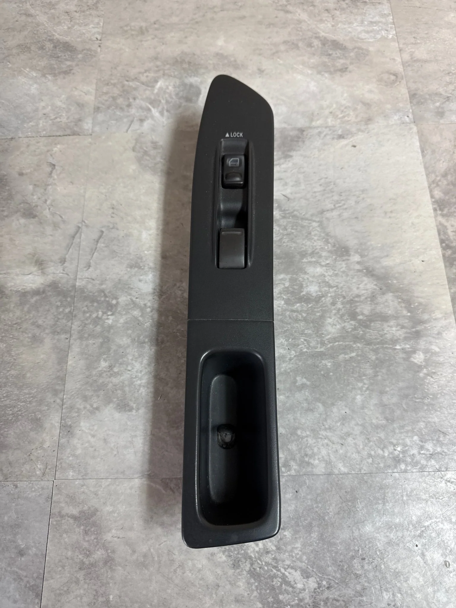 2005-2007 Subaru Impreza WRX STi OEM Fr RH Window Switch Trim (2)