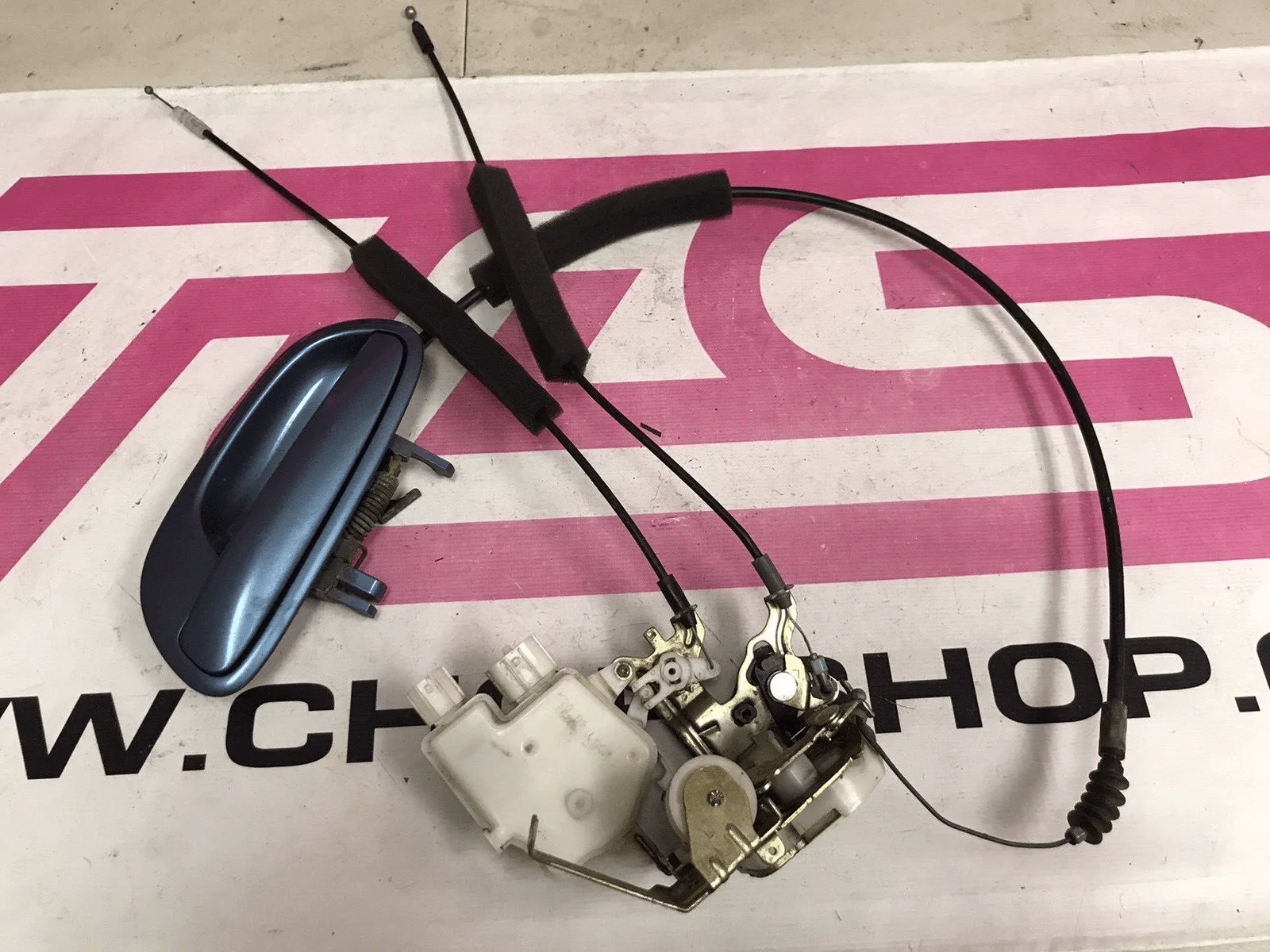 2005-2009 Subaru Outback Legacy LH OEM Driver Exterior Door Handle Assembly Actuator