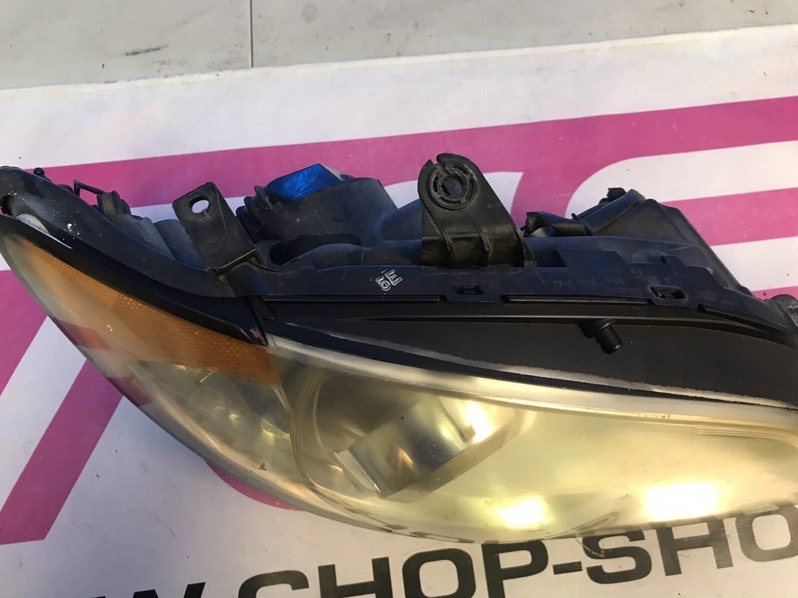 2006-2007 Subaru Impreza WRX STi OEM Passenger Side RH Headlight Assy - Image 3