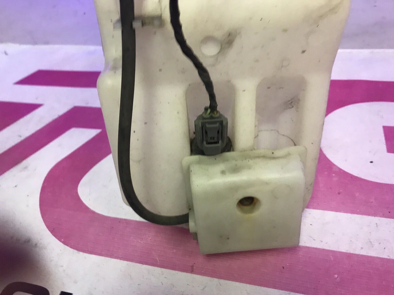 2008-2014 Subaru Impreza WRX STi OEM Windshield Washer Reservoir F5 - Image 4