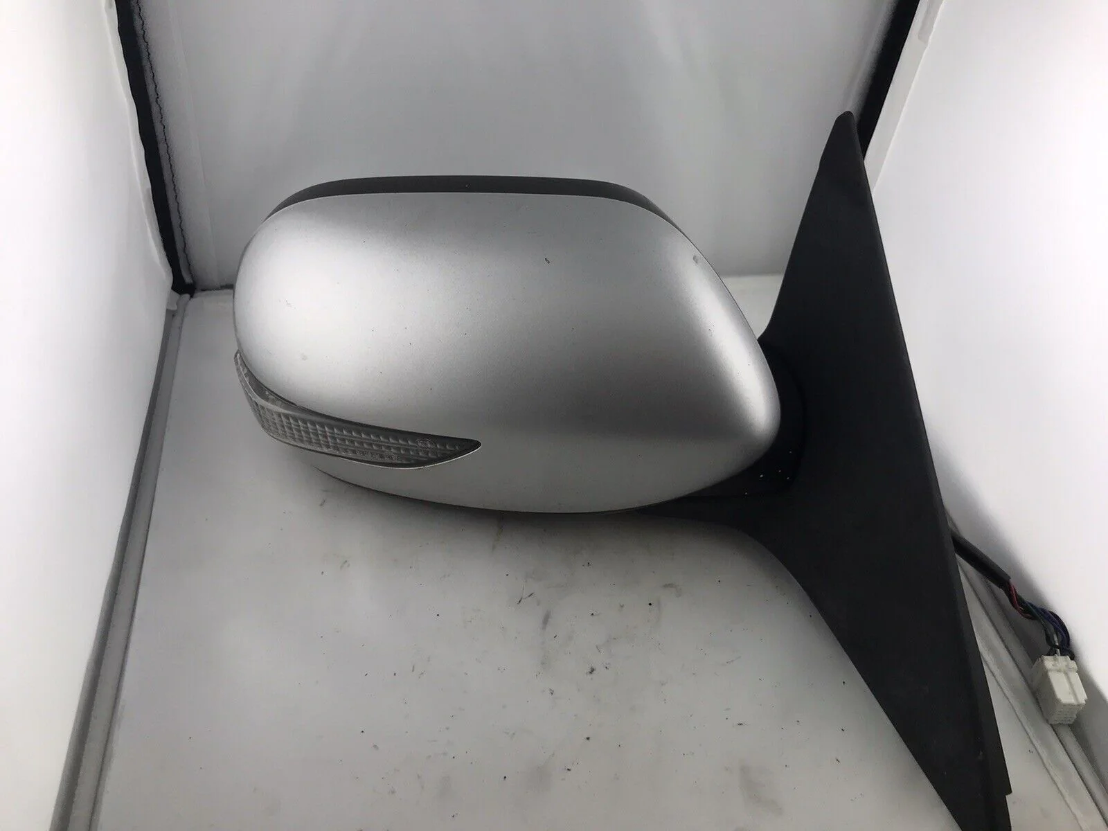 2015-2021 Subaru WRX STi RH OEM Passenger Side Mirror Turn Signal Light M2