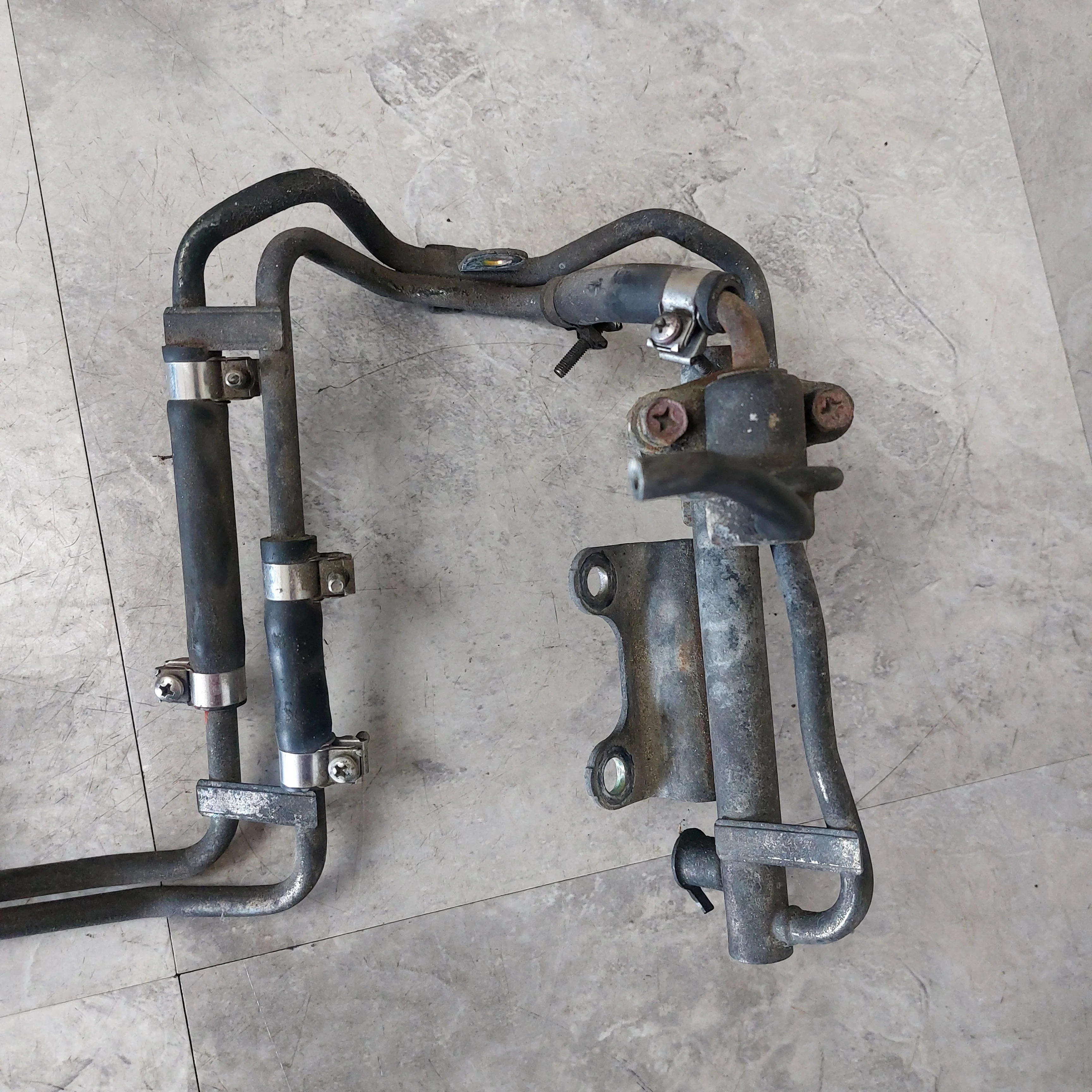 2002-2003 Subaru Impreza WRX Fuel OEM Rail Lines Assy L2 - Image 6