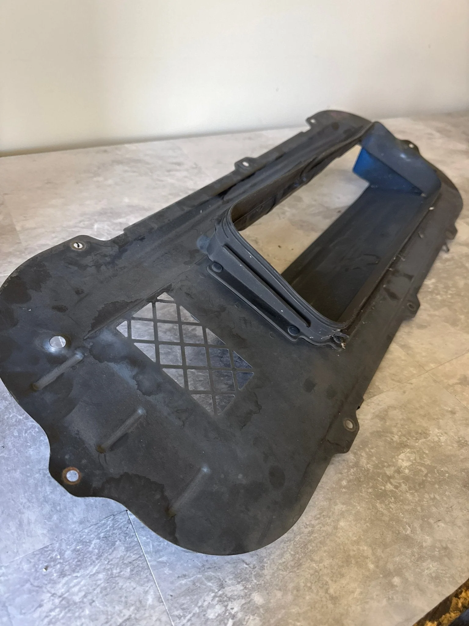 2002-2003 Subaru Impreza WRX Hood OEM Scoop Splitter Assembly (2) E5 - Image 5