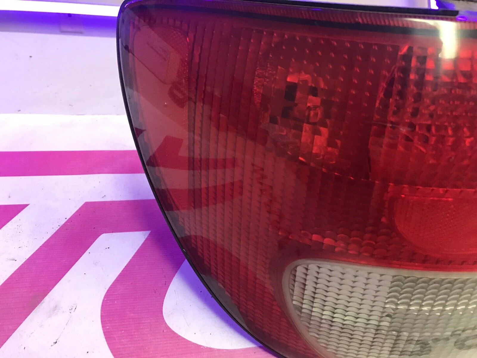 2002-2003 Subaru Impreza WRX Wagon OEM LH Driver Side Tail Light Assembly - Image 4