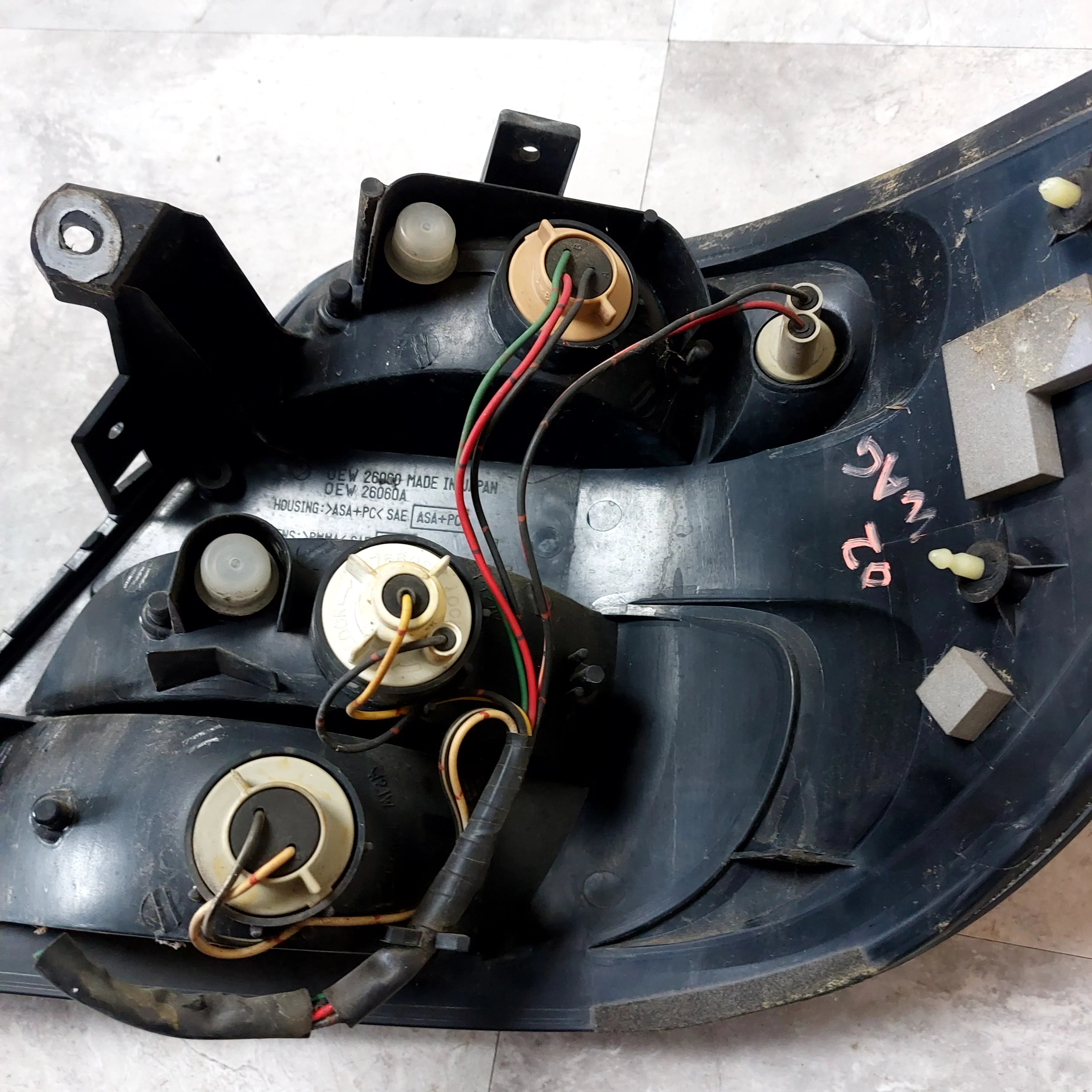 2002-2003 Subaru Impreza WRX Wagon OEM LH Driver Side Tail Light Assembly A3 - Image 10