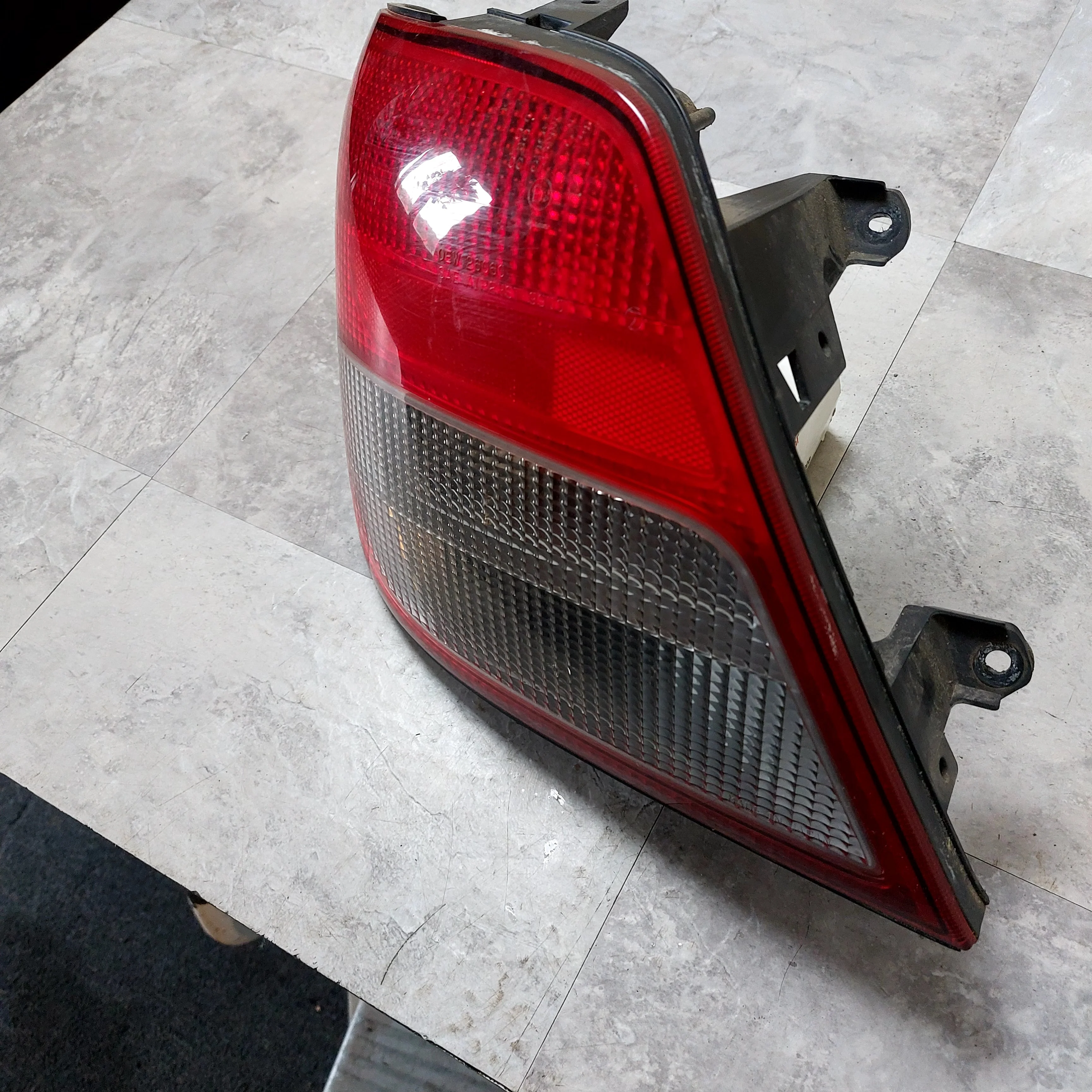 2002-2003 Subaru Impreza WRX Wagon OEM LH Driver Side Tail Light Assembly A3 - Image 3