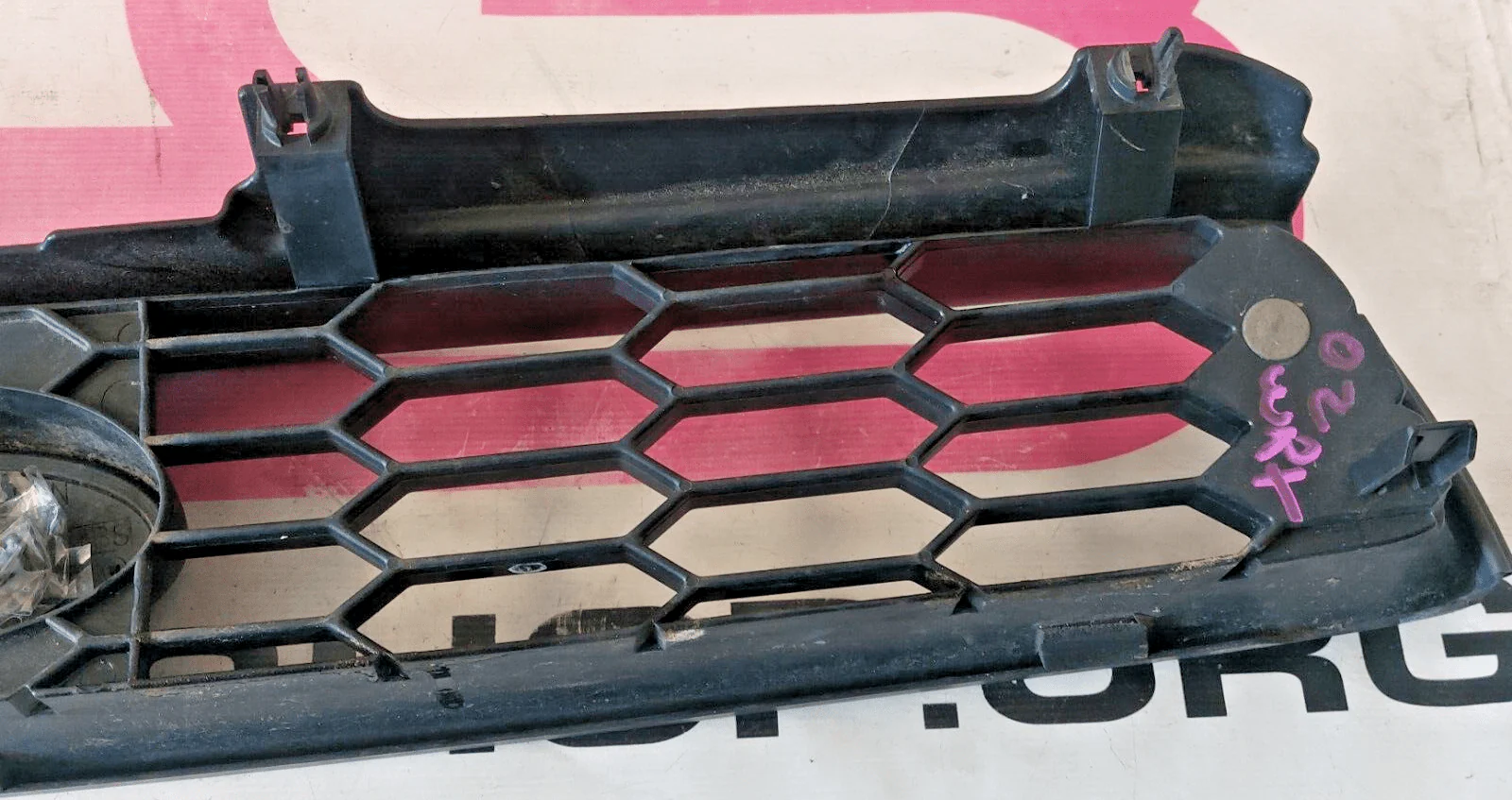 2002-2003 Subaru WRX Front Grille OEM Assembly - Image 10