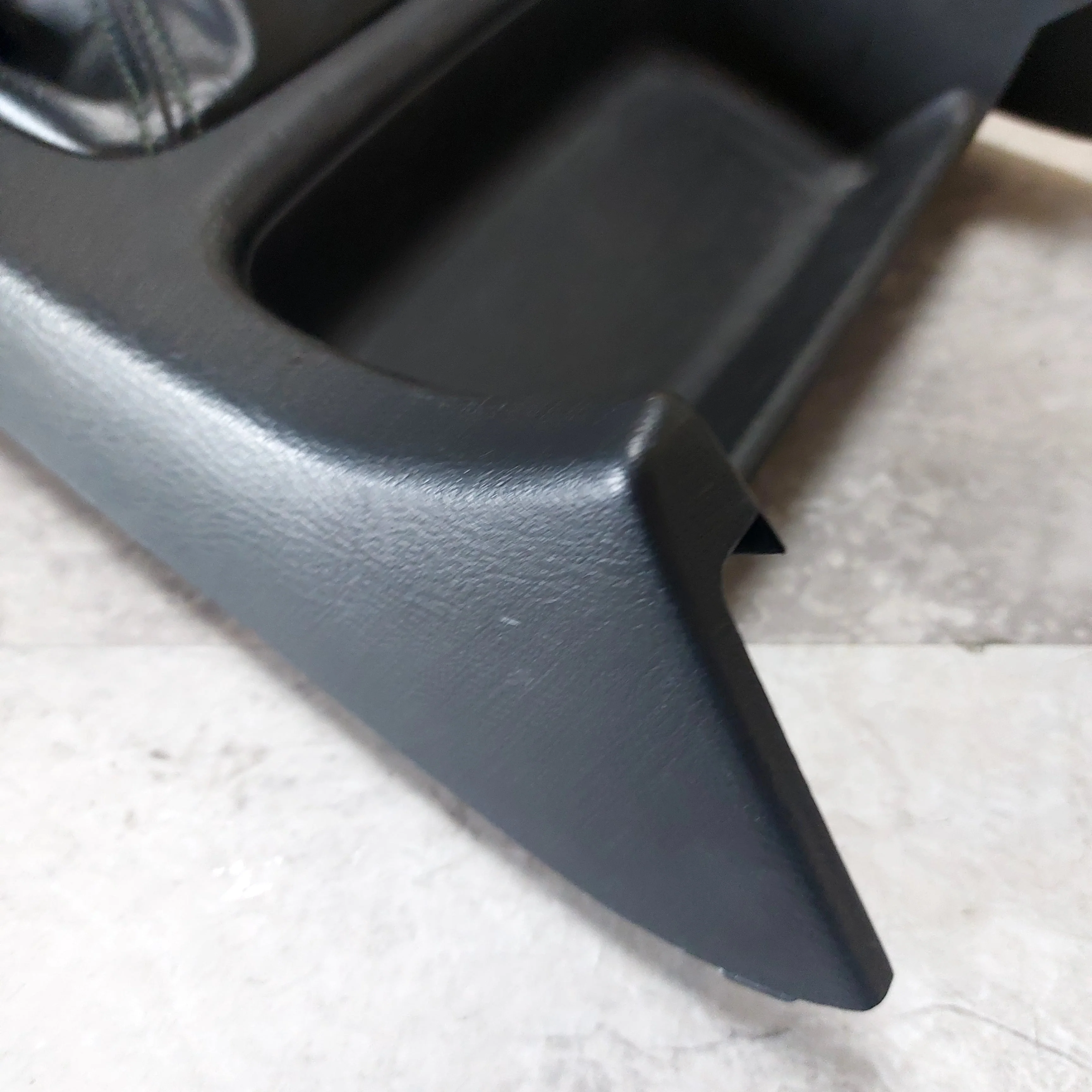 2002-2004 Subaru WRX Cover Console OEM Box Shifter Trim - Image 2