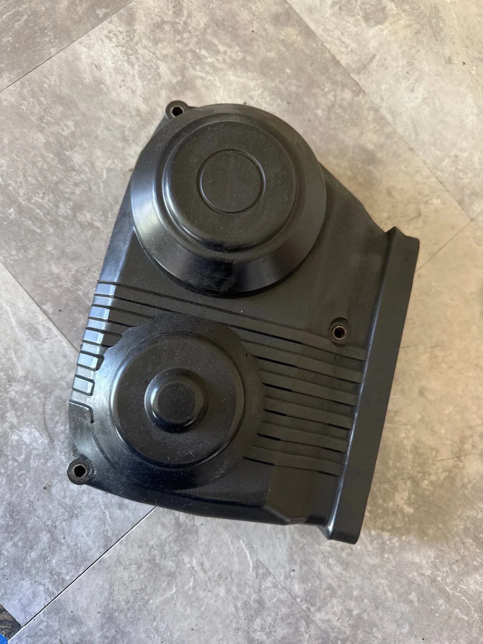 2002-2005 Subaru Impreza WRX Front OEM RH Timing Cover (3)