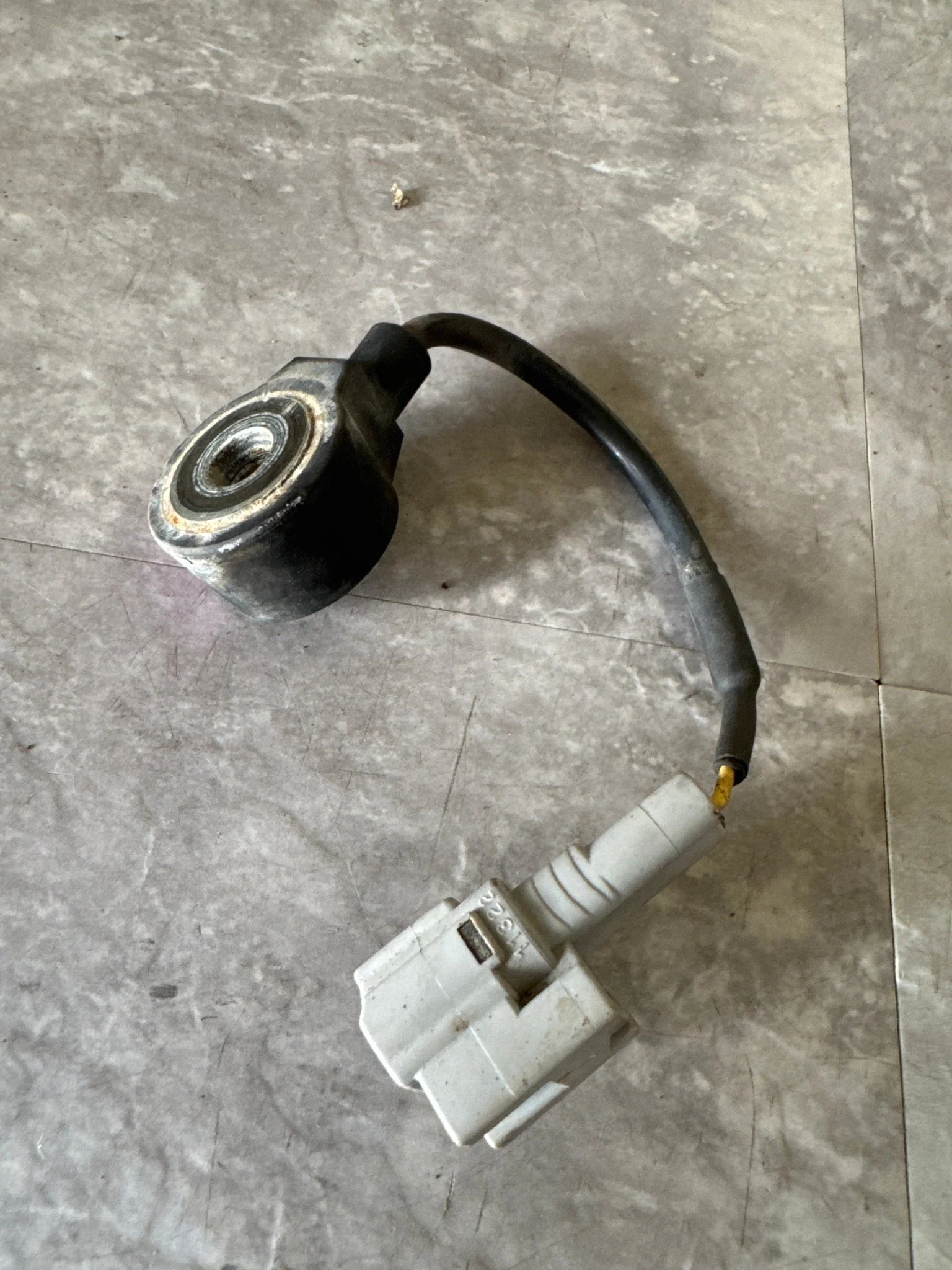 2002-2005 Subaru Impreza WRX Knock OEM Sensor K2-o - Image 2