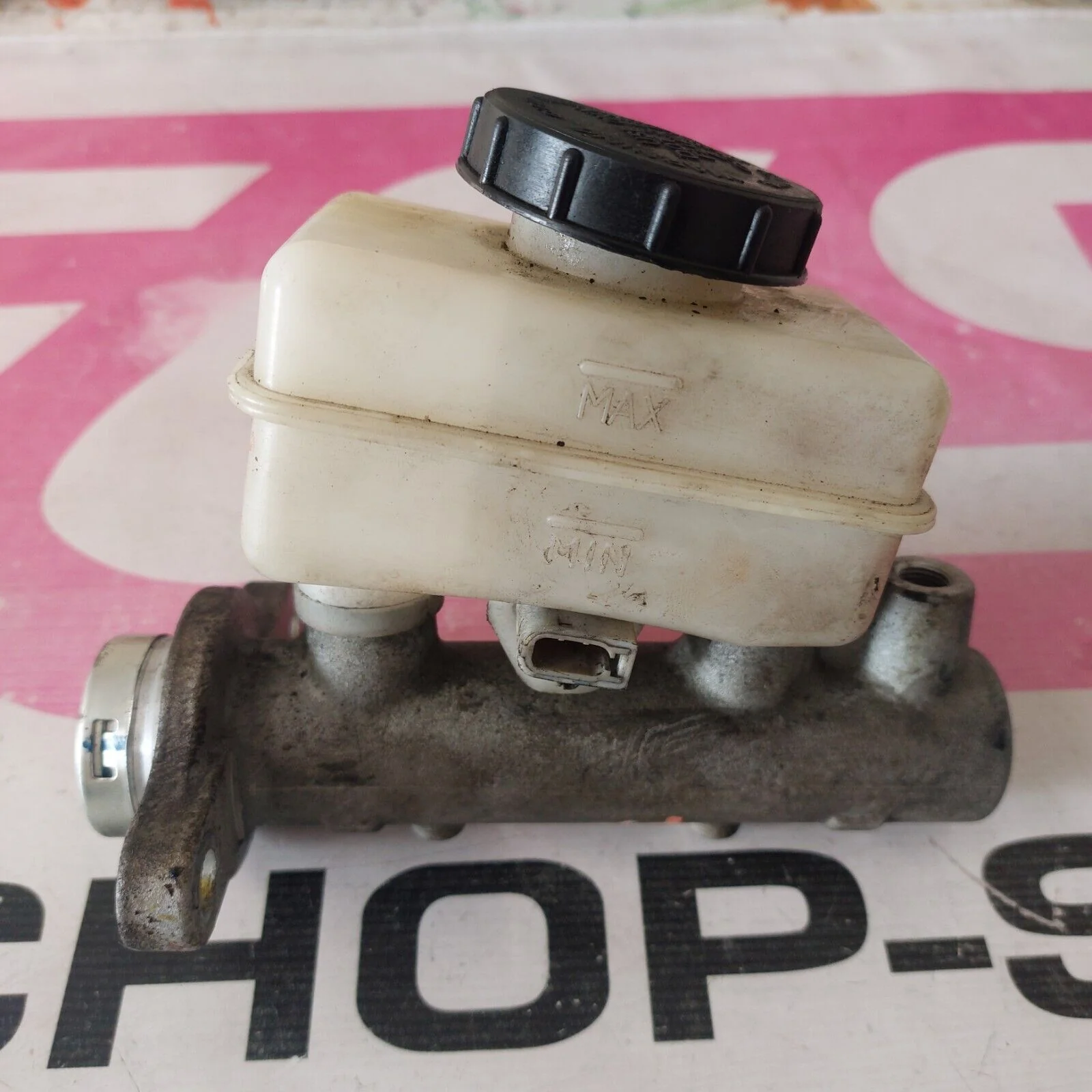 2002-2007 Subaru Impreza WRX Brake OEM Master Cylinder Reservoir K3