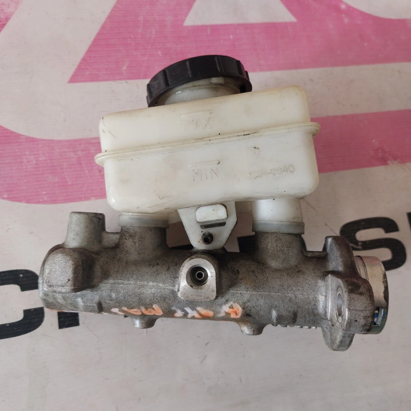 2002-2007 Subaru Impreza WRX Brake OEM Master Cylinder Reservoir K3 - Image 6