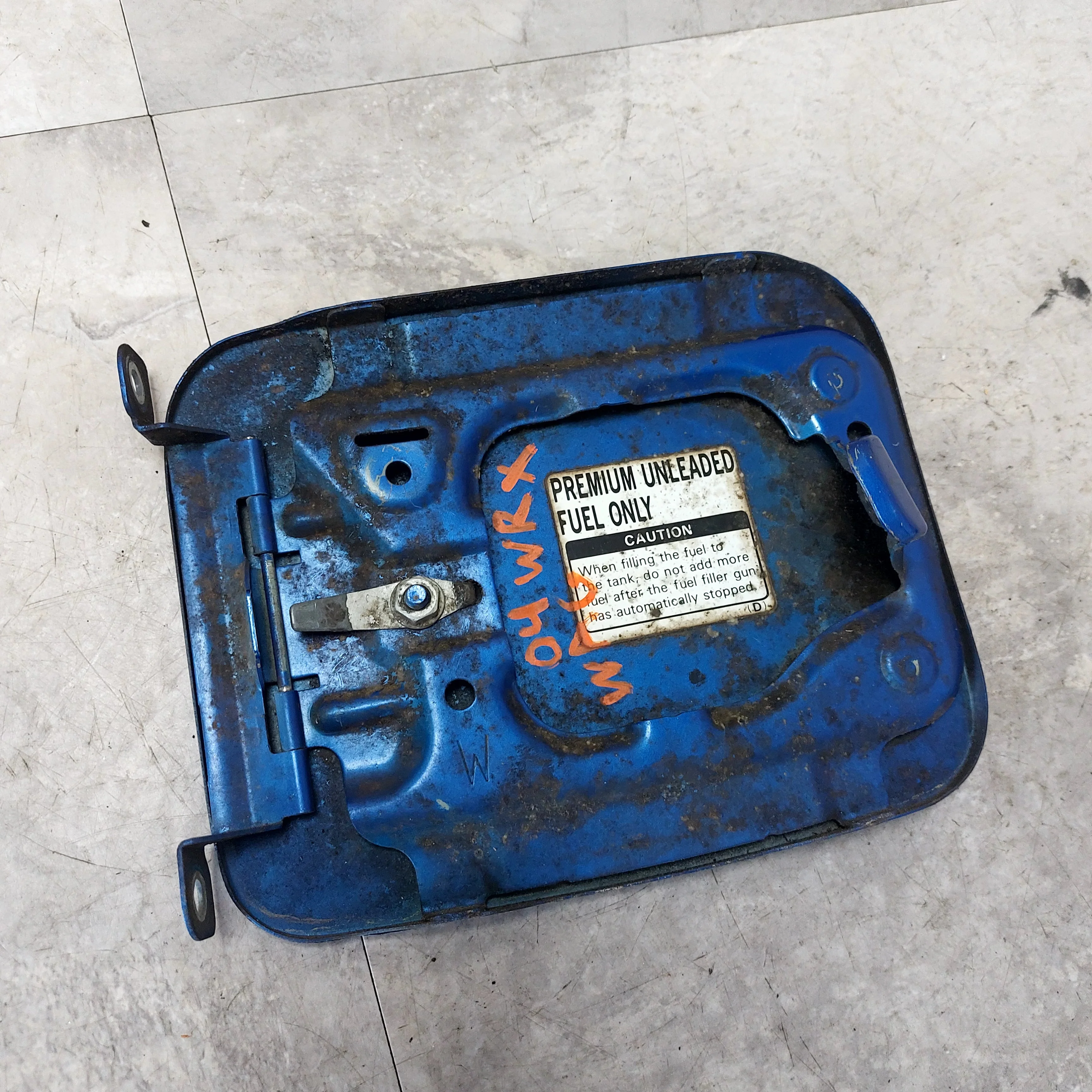 2002-2007 Subaru Impreza WRX Gas OEM Cover - Image 4