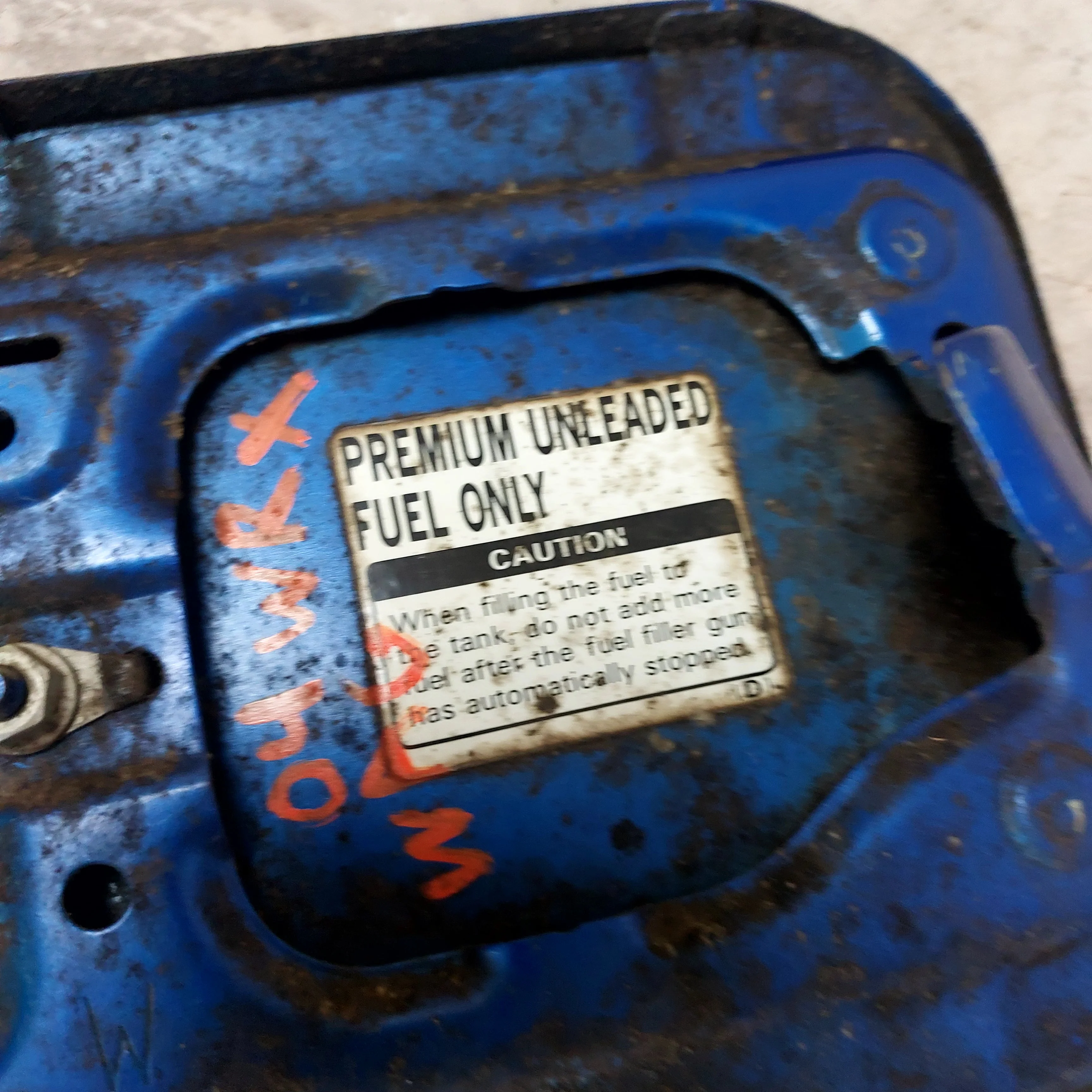 2002-2007 Subaru Impreza WRX Gas OEM Cover - Image 5