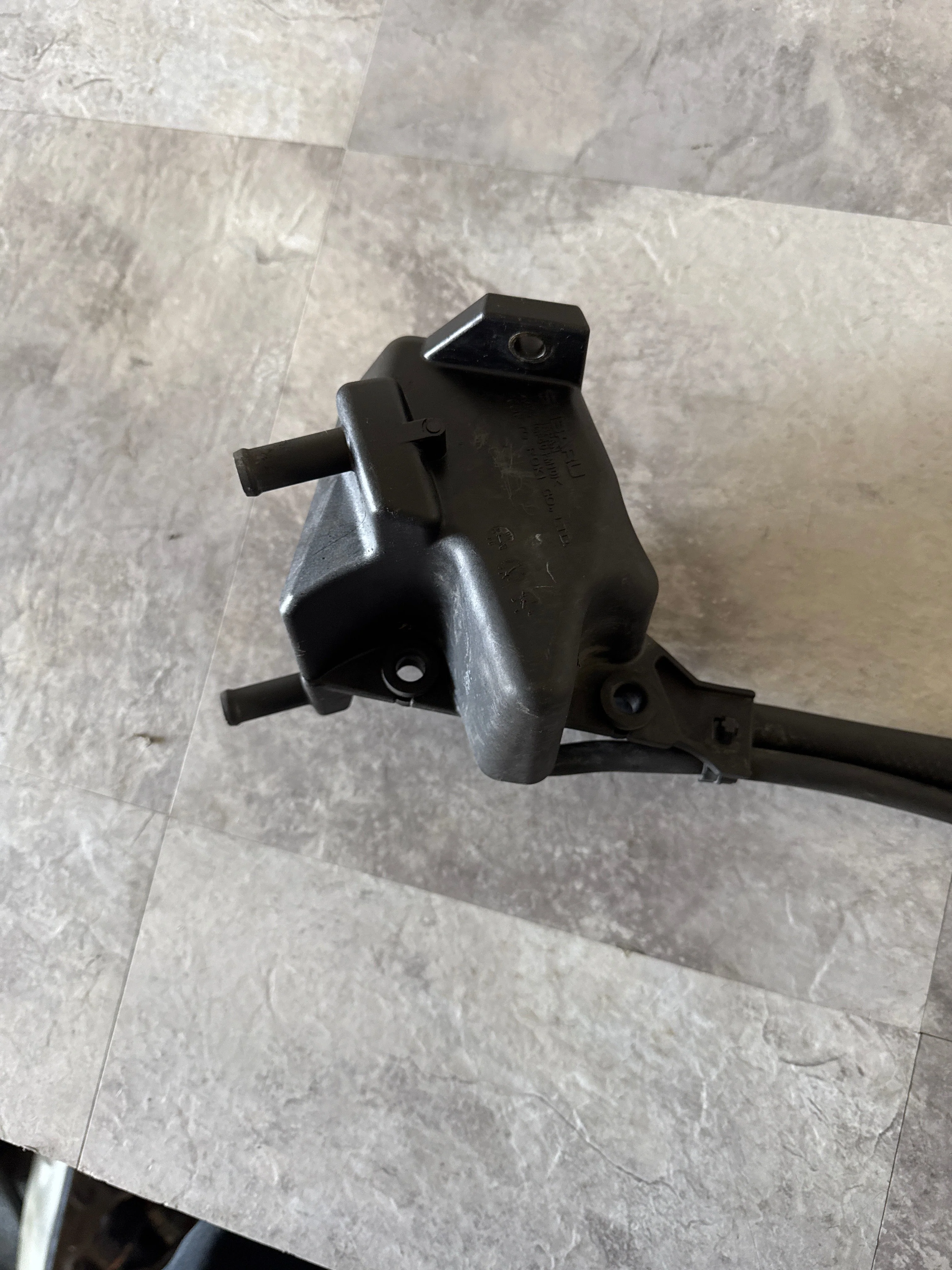 2002-2007 Subaru Impreza WRX STi OEM Tank Assembly Water F2 - Image 3