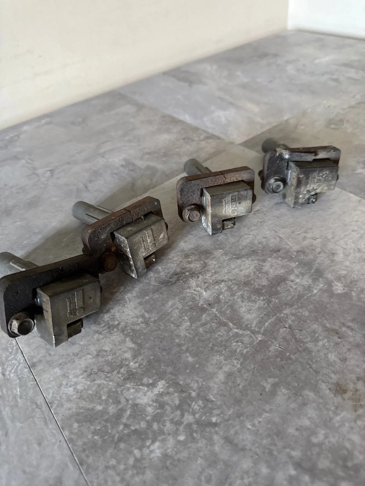 2004-2007 Subaru Impreza WRX STi OEM Ignition Coil Pack Set (3)