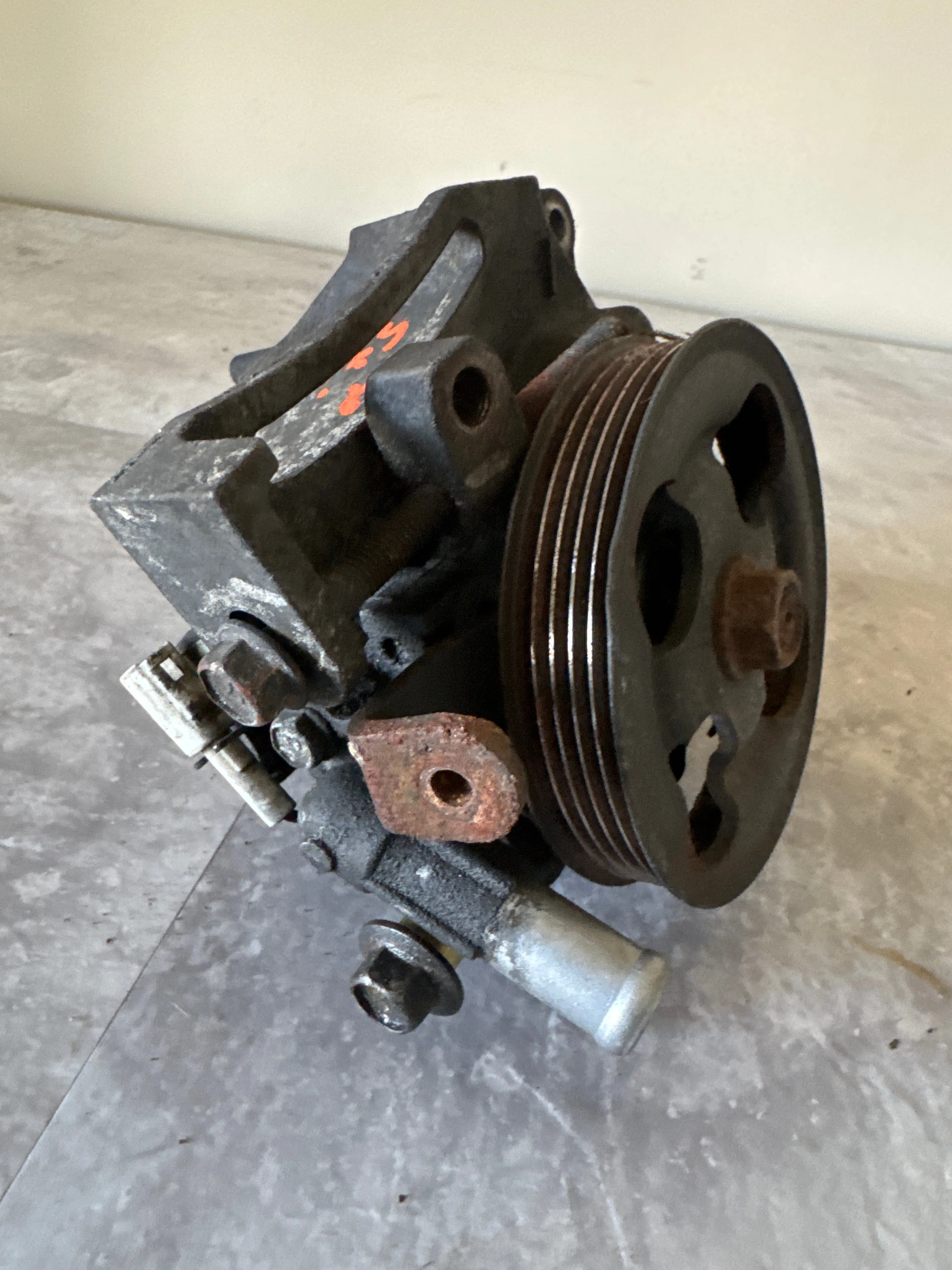 2004-2007 Subaru Impreza WRX STi OEM Power Steering Pump Assy Mount L5 - Image 4