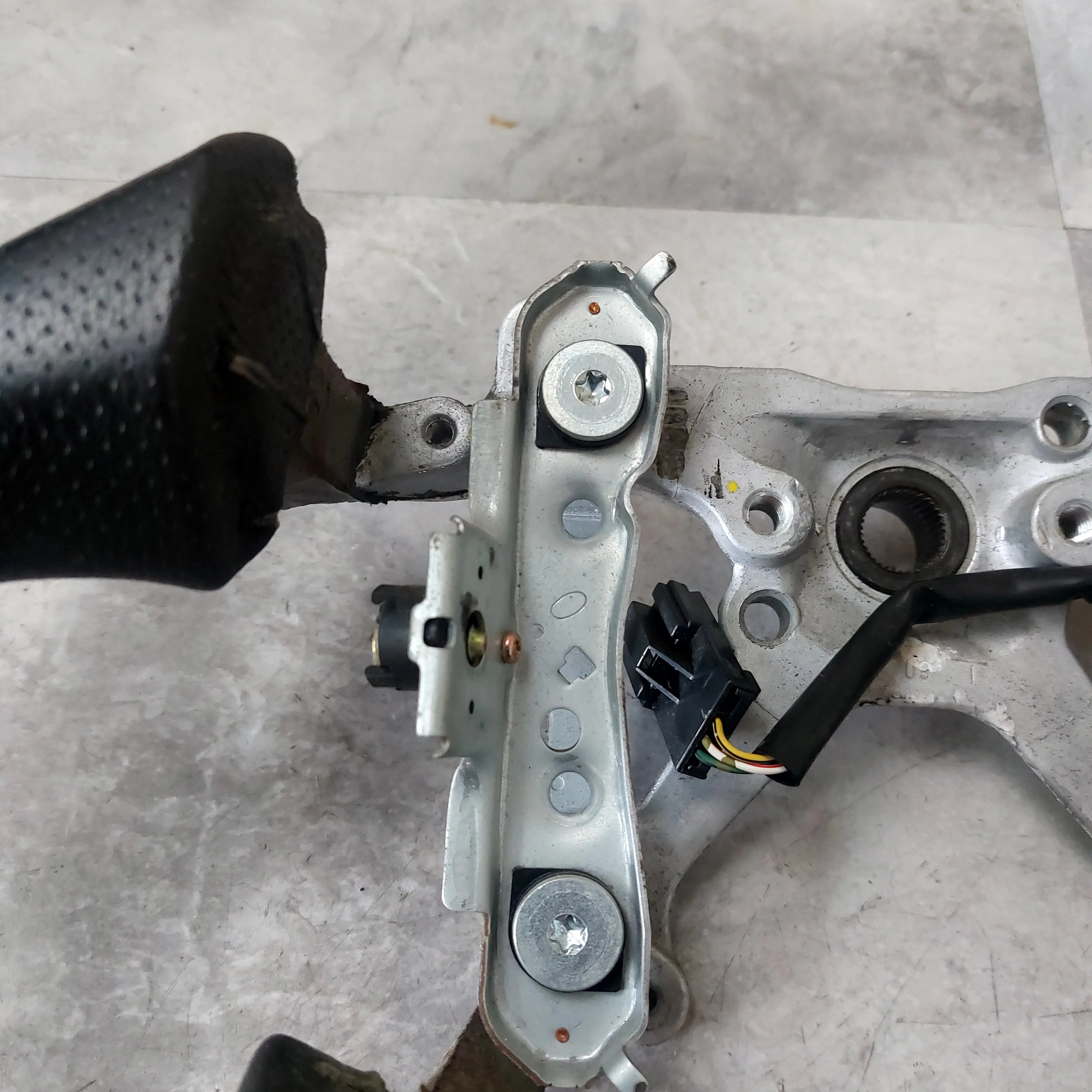 2002-2004 Subaru Impreza WRX Steering OEM Wheel K2 - Image 8