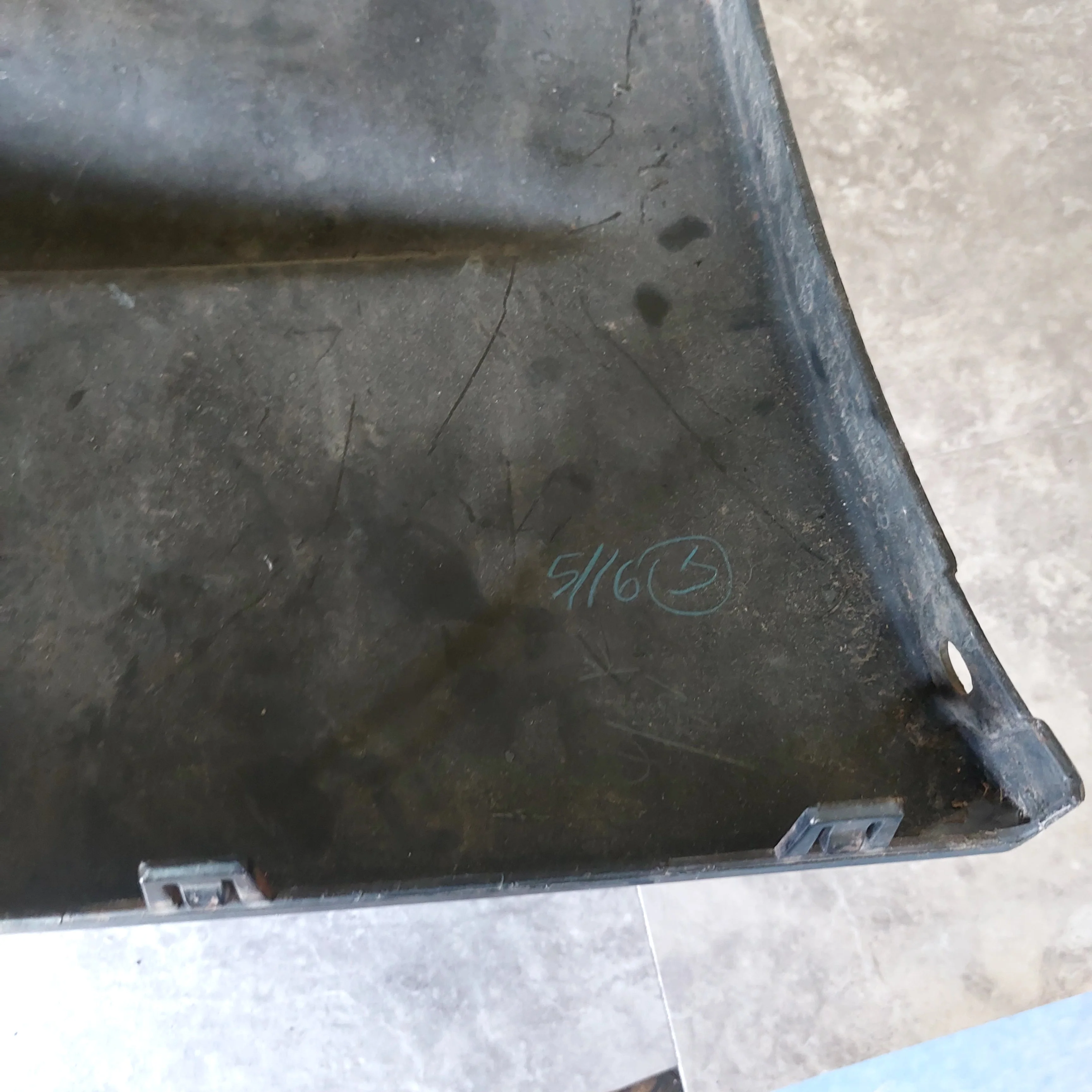 2004 Subaru Impreza WRX STi OEM OBP Driver Side Fender Splitter - Image 9