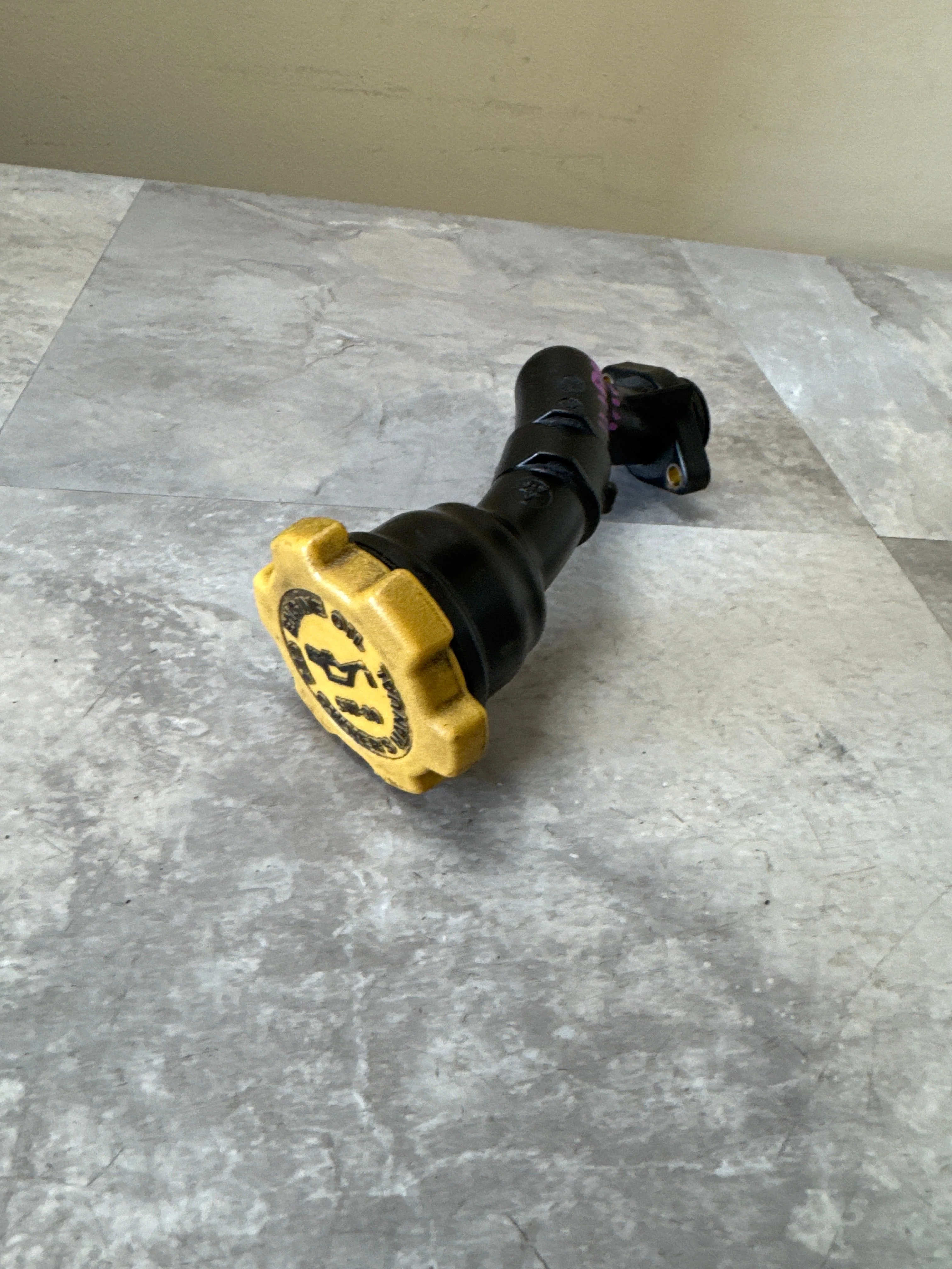 2010-2011 Subaru Legacy OEM 2.5 Oil Filler Neck J3