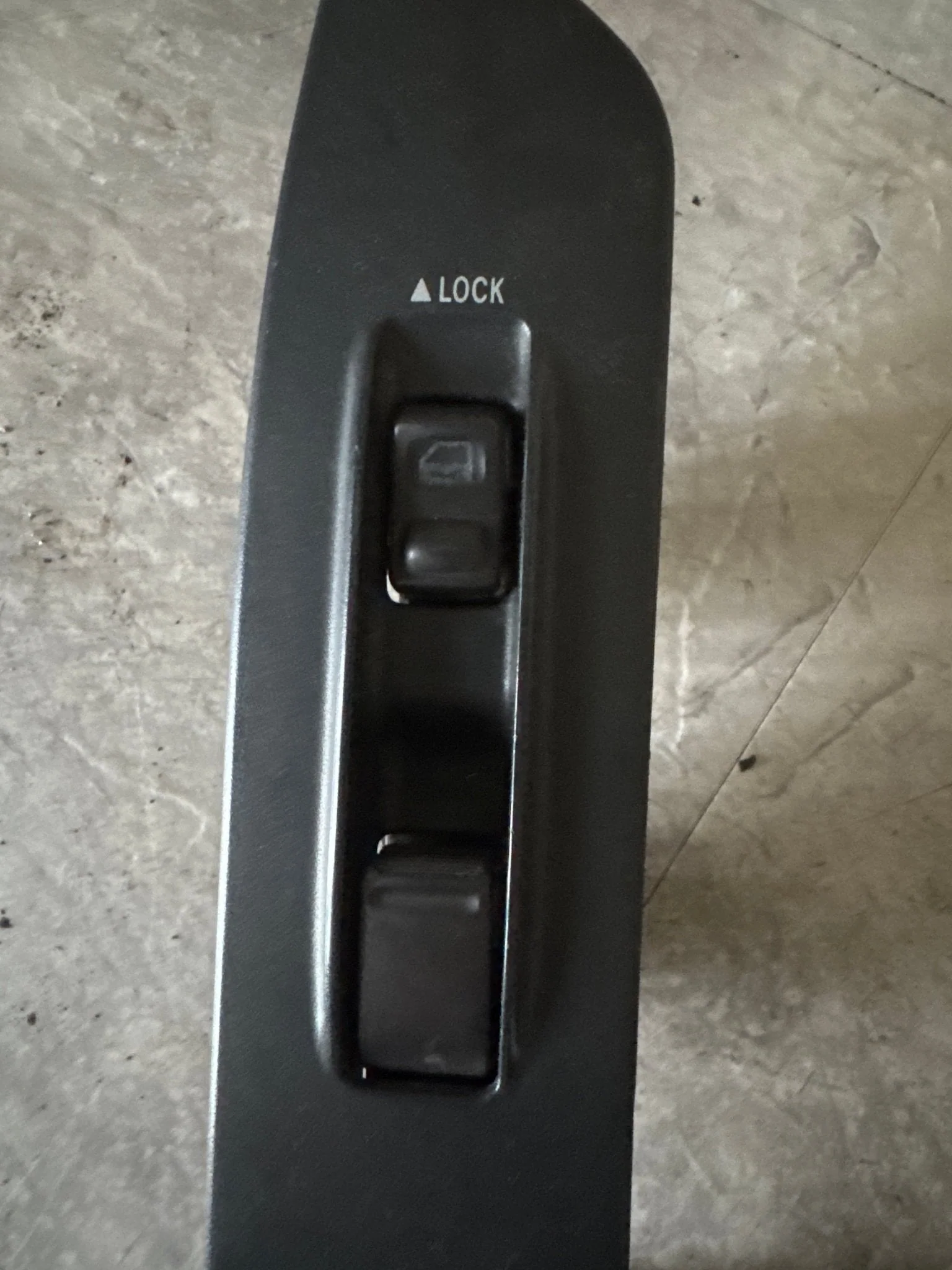 2005-2007 Subaru Impreza WRX Front OEM RH Passenger Side Window Lock Switch Trim (04 STi E2 - Image 2