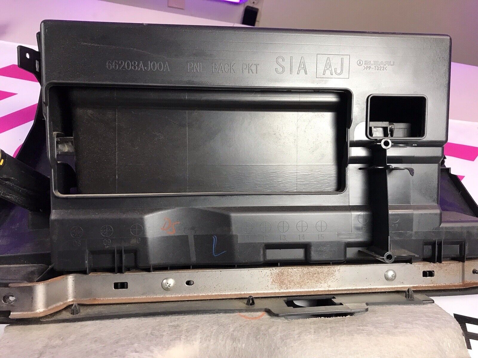 2010-2014 Subaru Legacy Outback Glove OEM Box Assembly Black K1 - Image 4