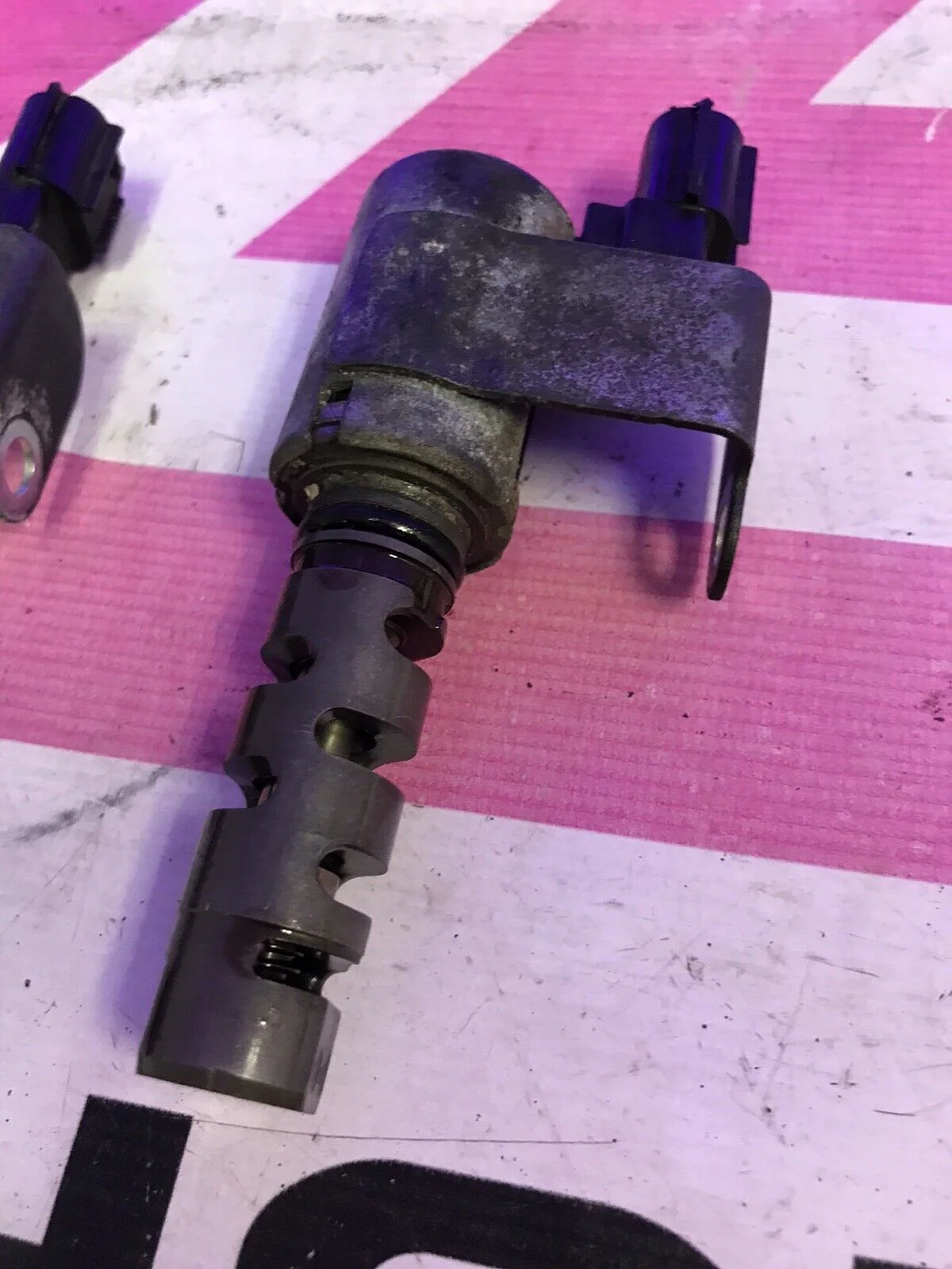 2006-2014 Subaru WRX Intake Single OEM AVCS Solenoids Oil Control Valve OCV K2-a - Image 2