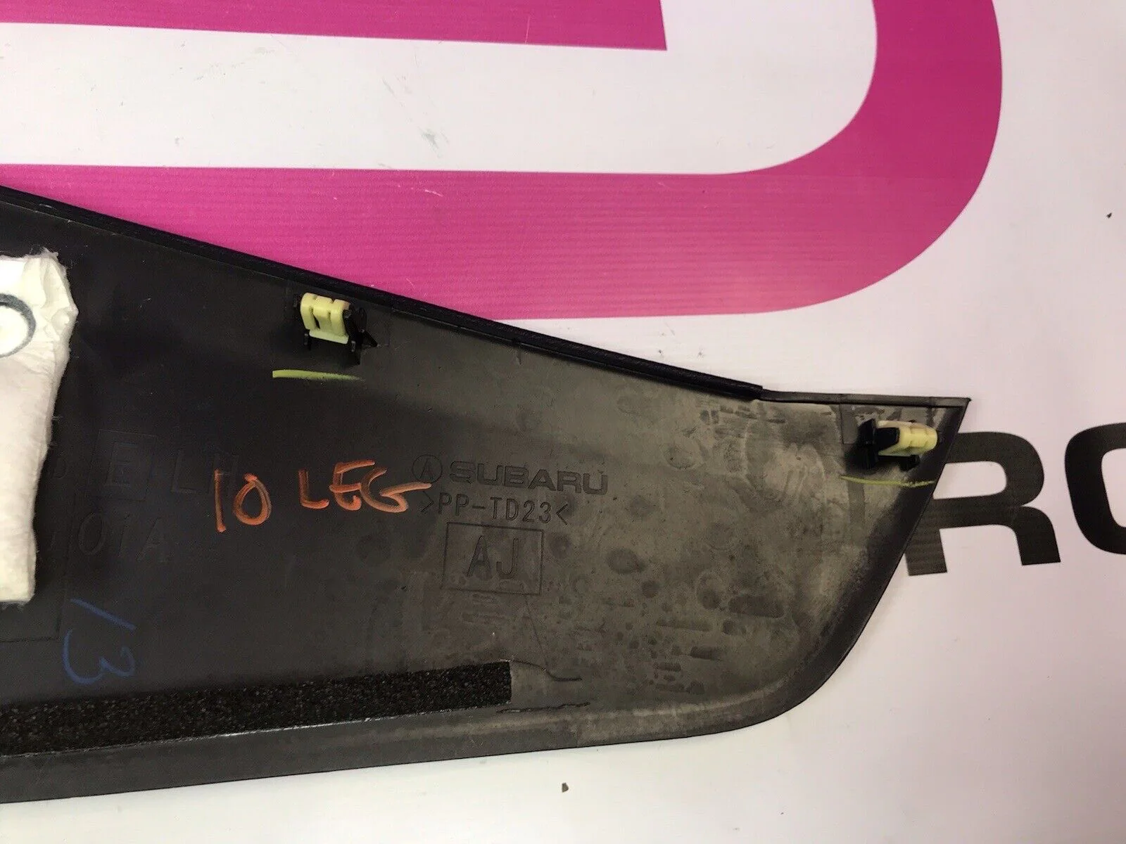 2010-2014 Subaru LH Driver Center OEM Console Trim Legacy/outback - Image 8